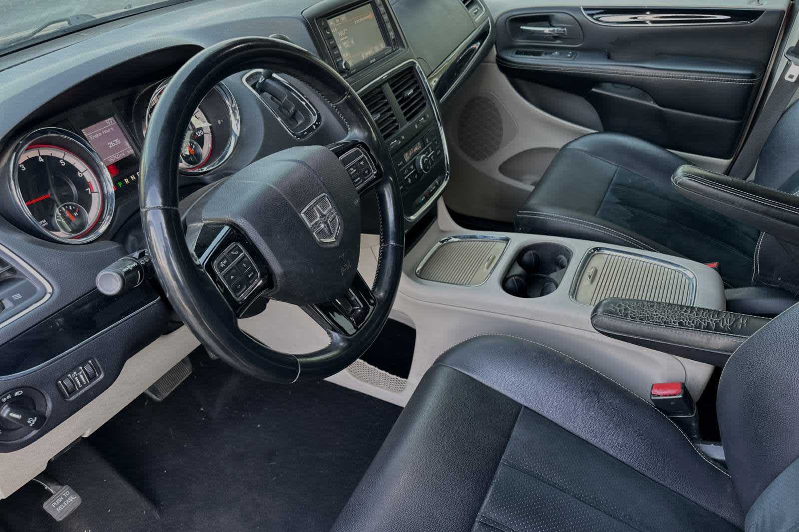 2018 Dodge Grand Caravan SXT 11