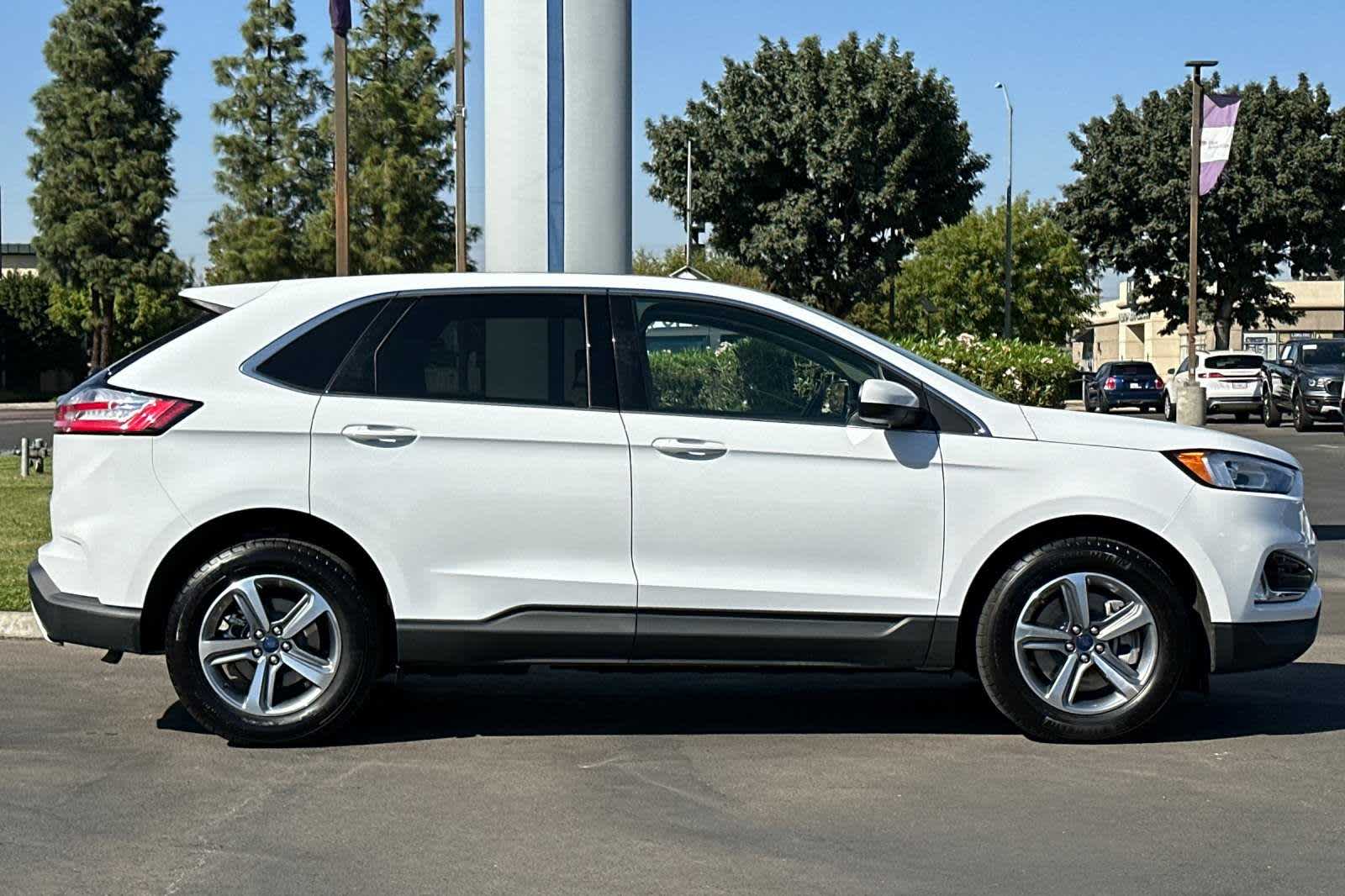 2021 Ford Edge SEL 8