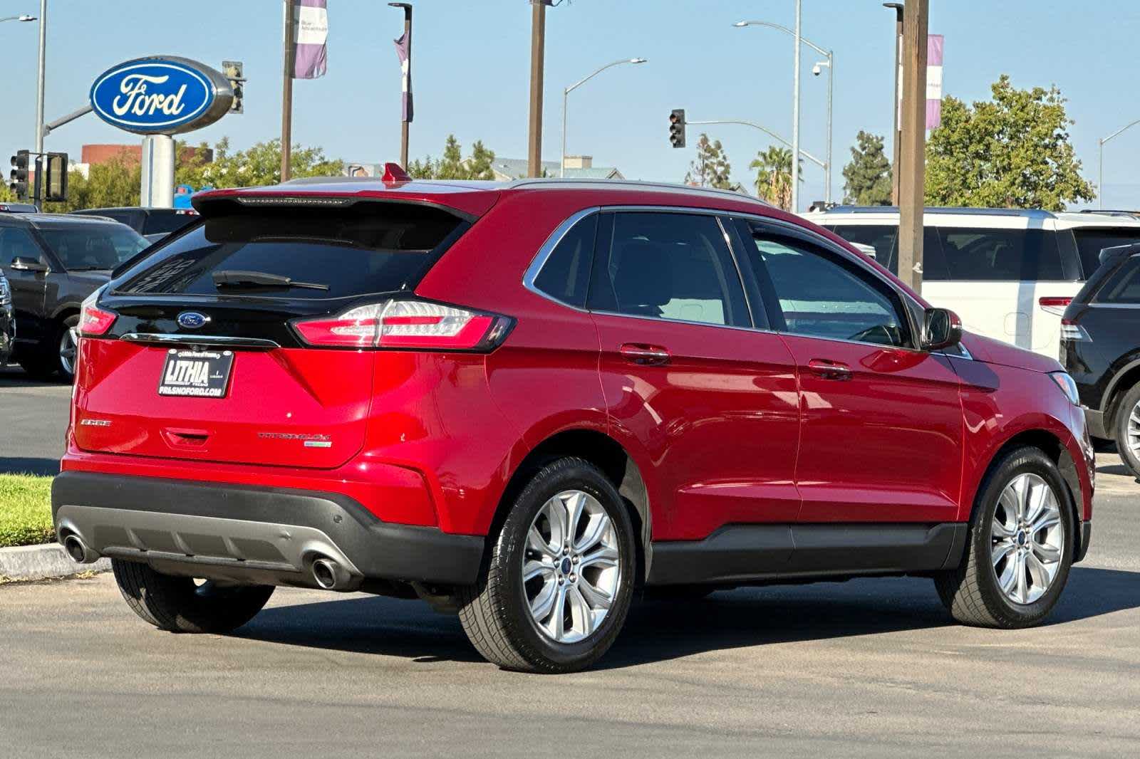 2020 Ford Edge Titanium 2