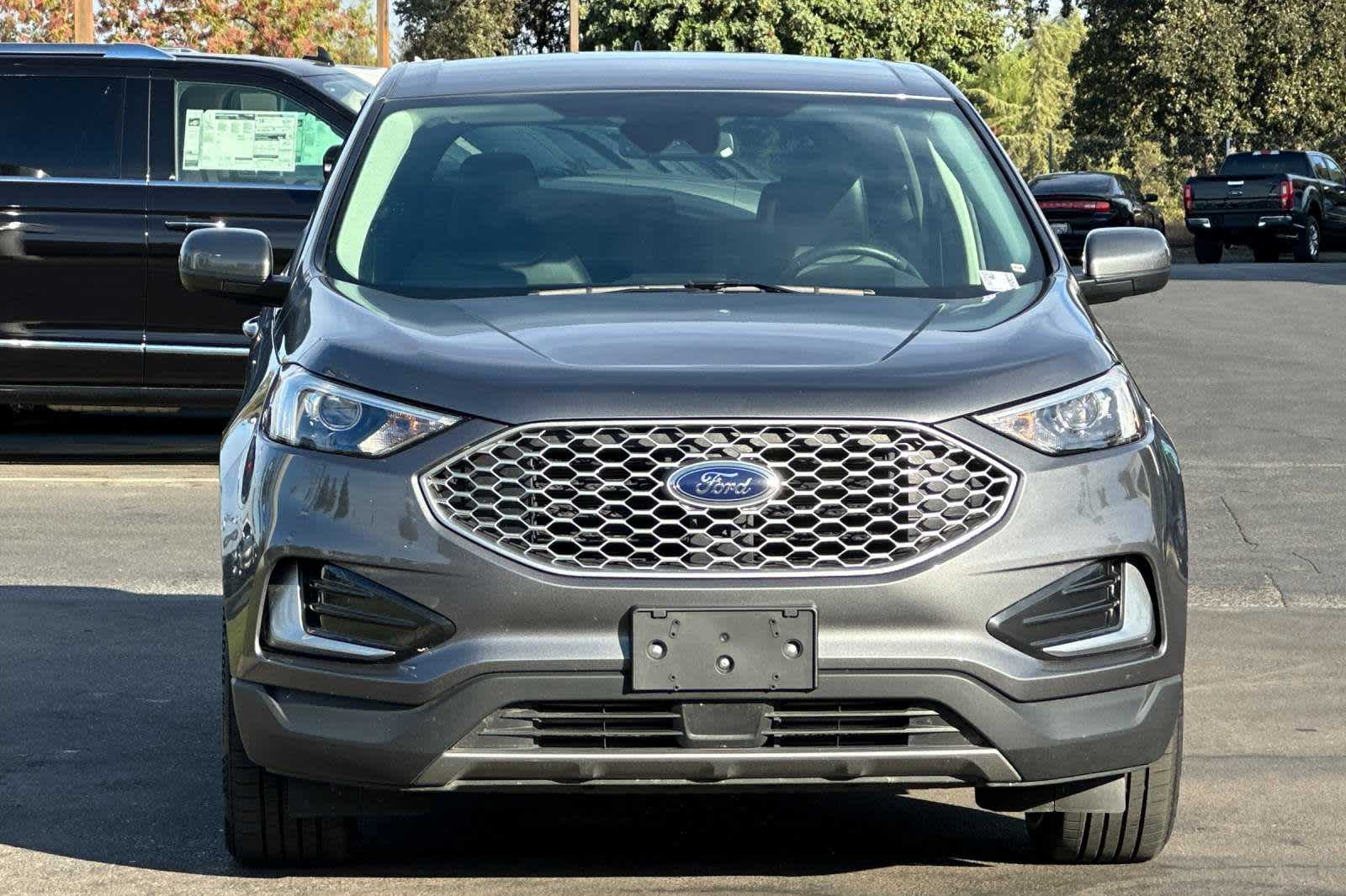 2023 Ford Edge SEL 10