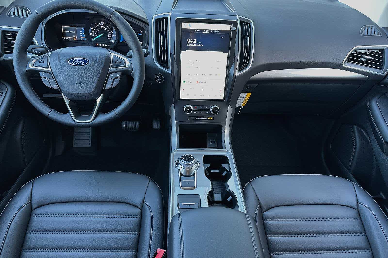 2024 Ford Edge SEL 3