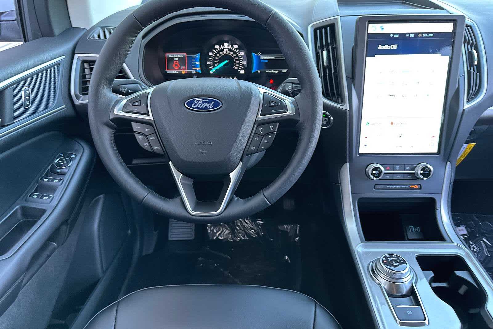 2024 Ford Edge SEL 15