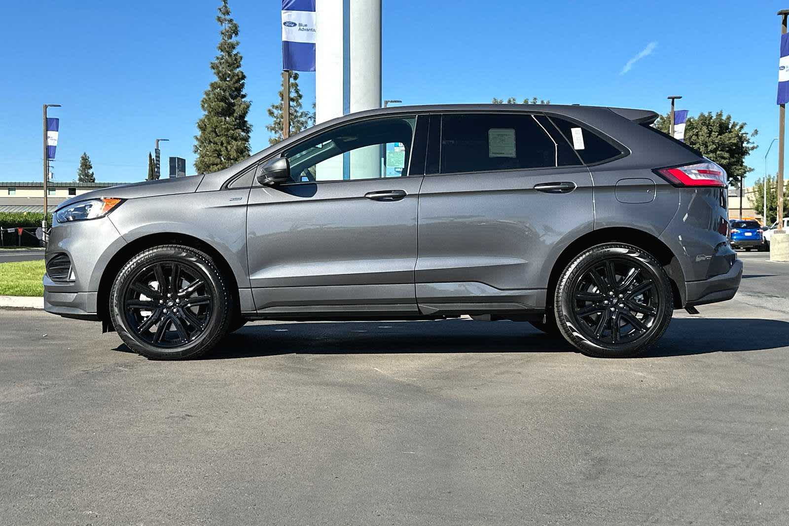 2024 Ford Edge ST-Line 5