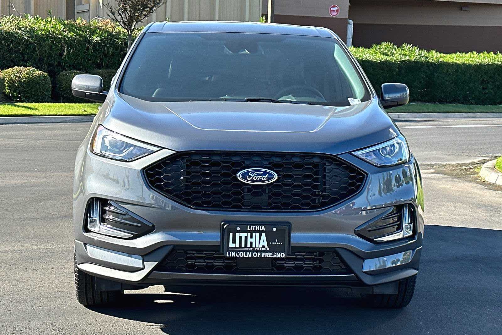 2024 Ford Edge ST-Line 11