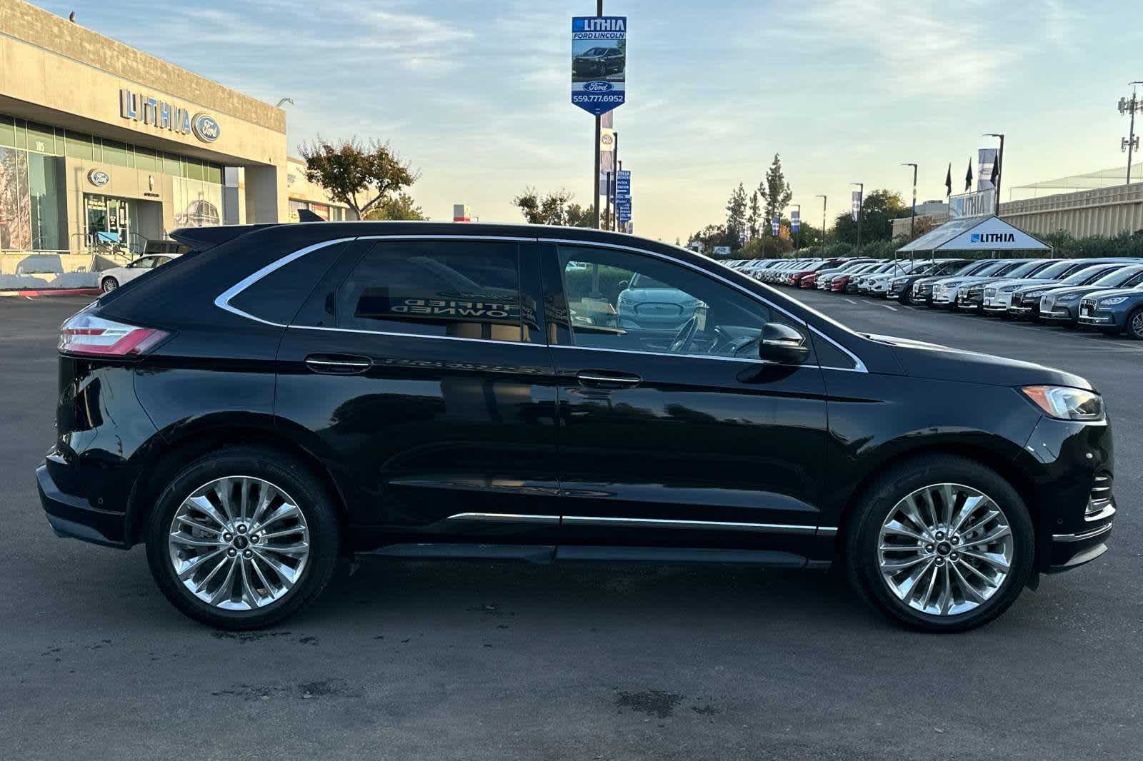 2020 Ford Edge Titanium 8