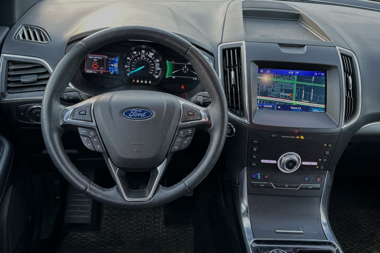 2020 Ford Edge Titanium 14