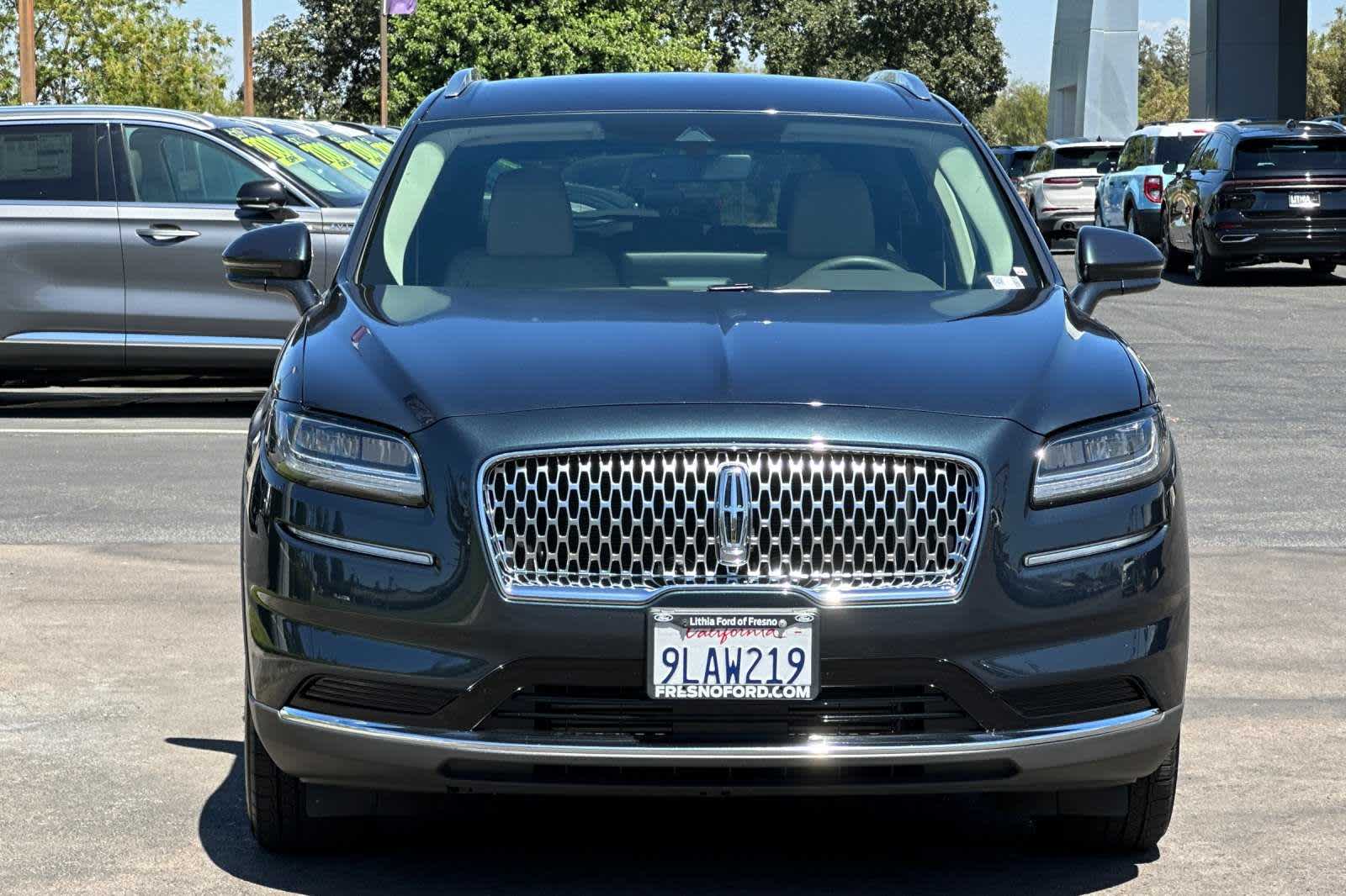 2023 Lincoln Nautilus Standard 11