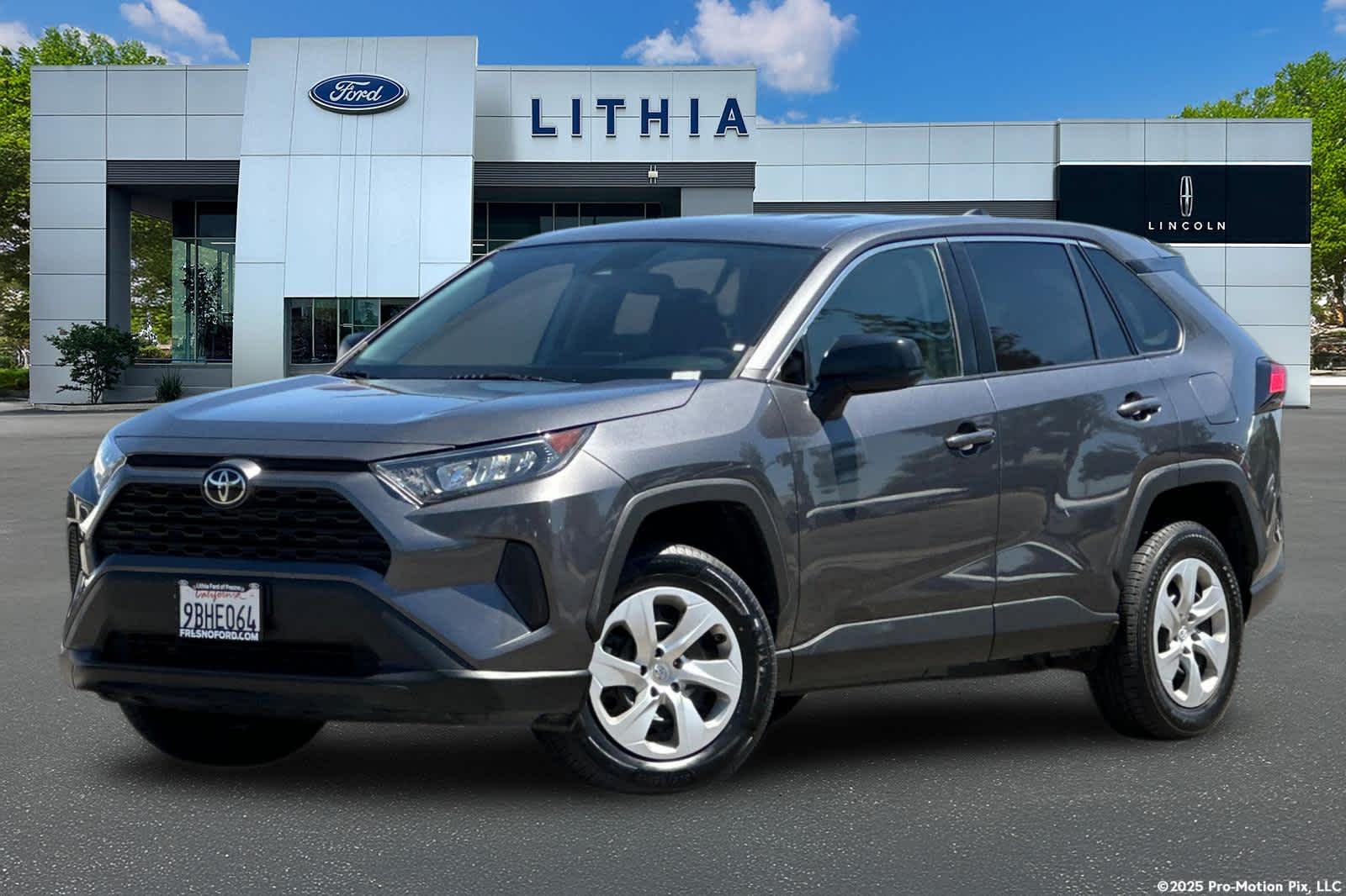 2022 Toyota RAV4 LE AWD