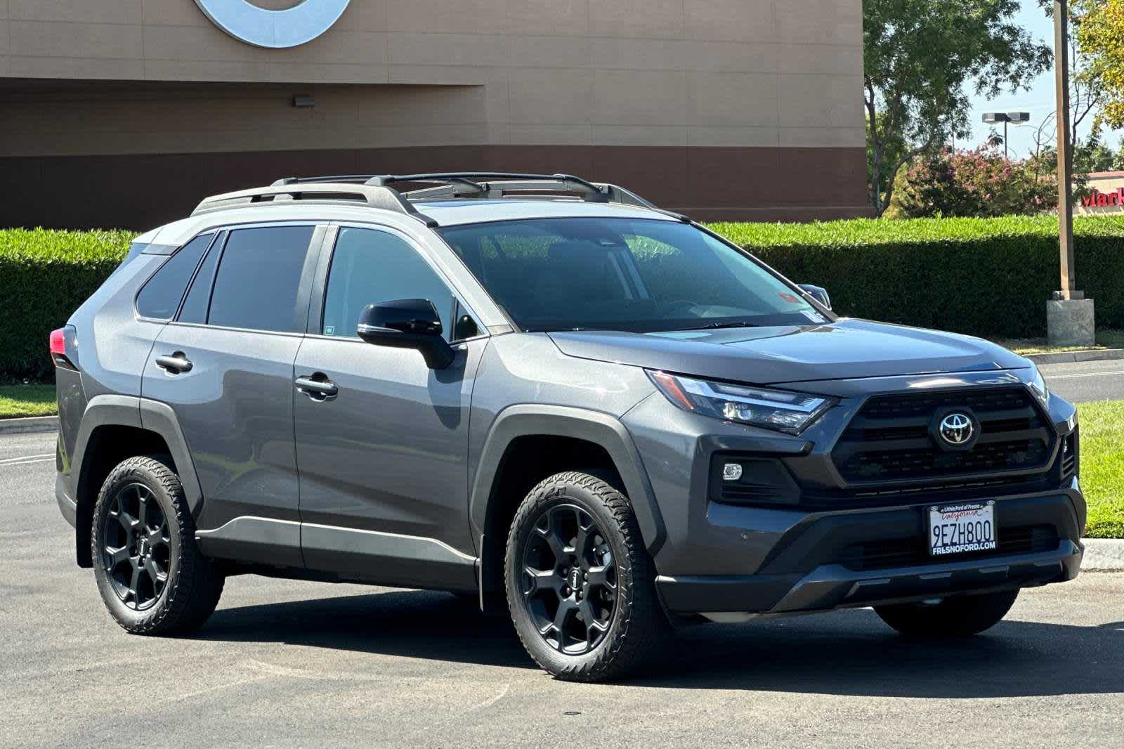 2023 Toyota RAV4 TRD Off Road 9