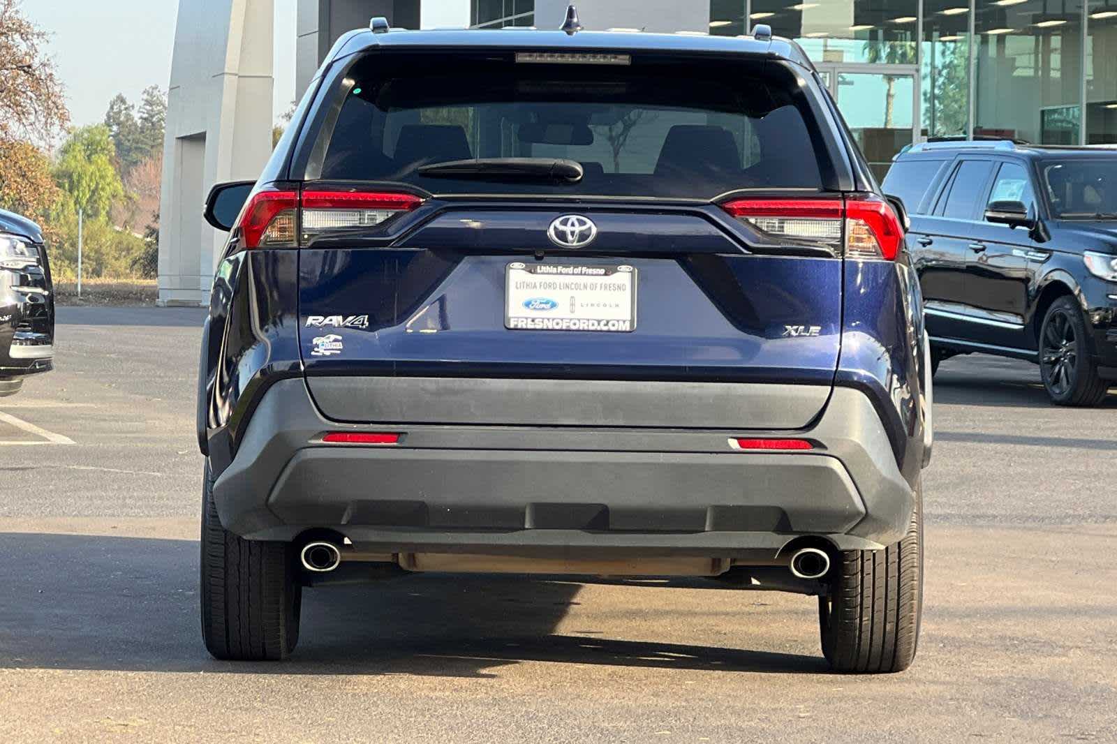 2022 Toyota RAV4 XLE 7