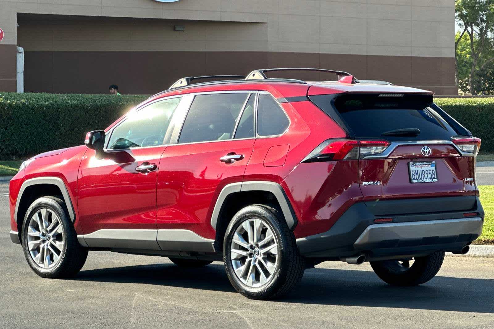 2019 Toyota RAV4 Limited 6