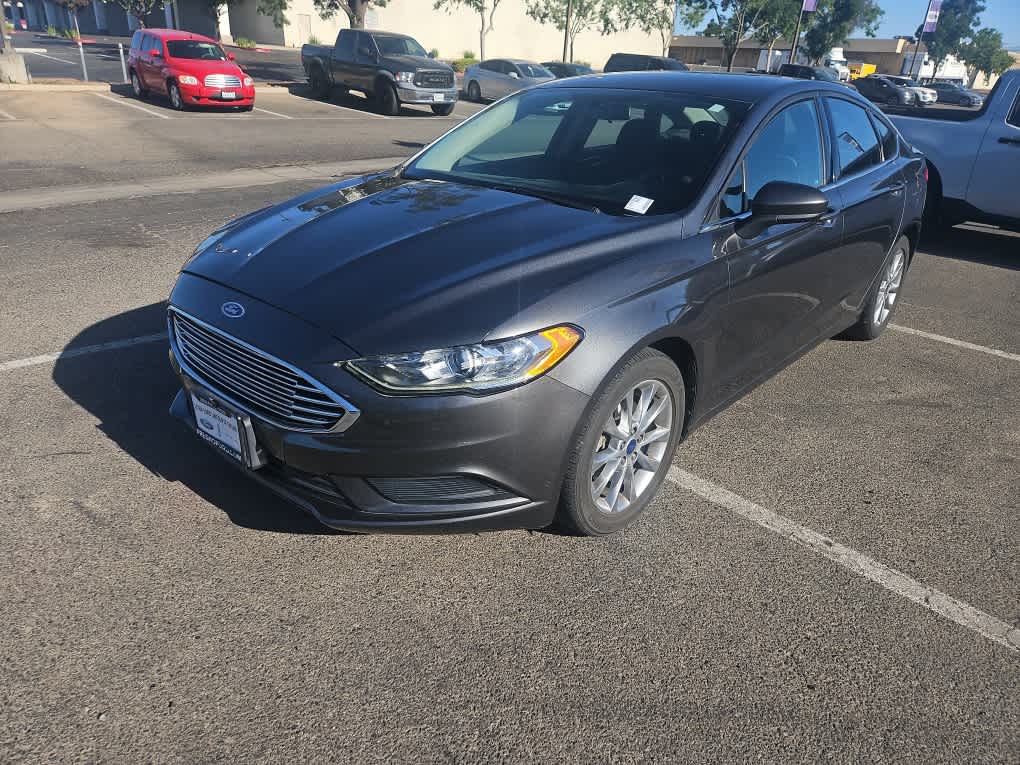 Gray (Magnetic) 2017 Ford Fusion Sedan Front-Wheel Drive 6-Speed Automatic