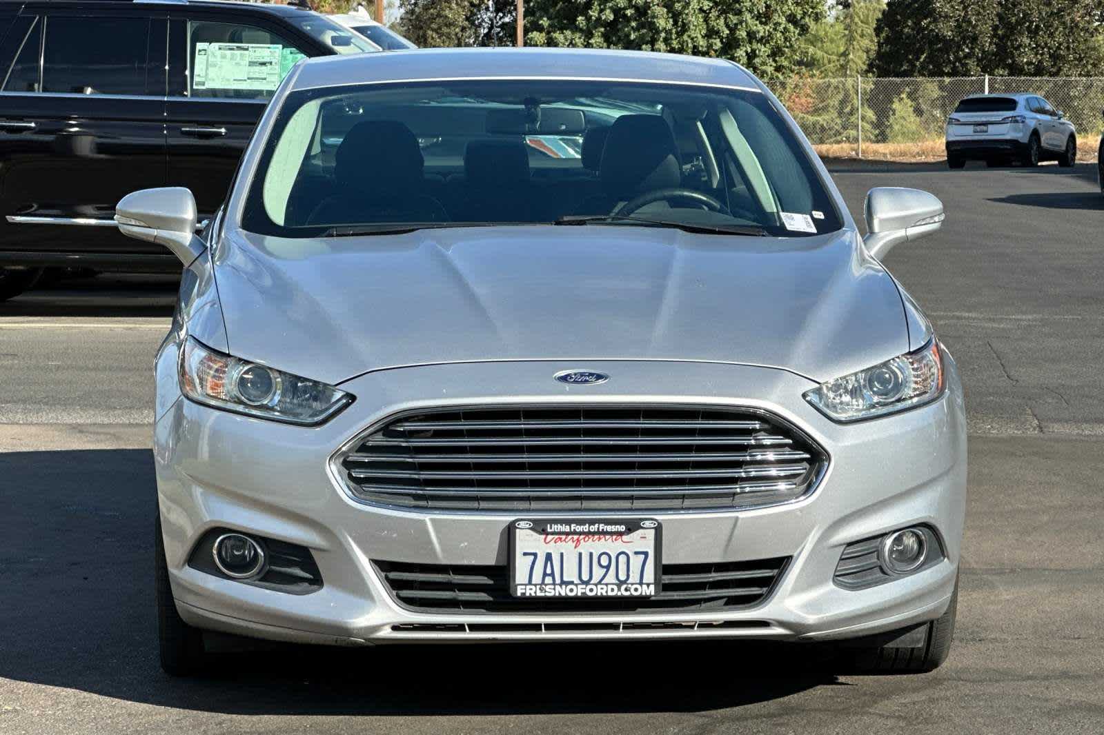 2013 Ford Fusion SE 10