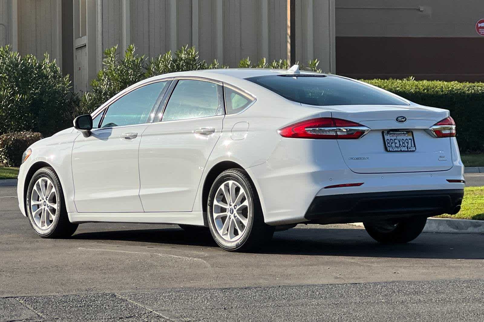 2020 Ford Fusion SE 6