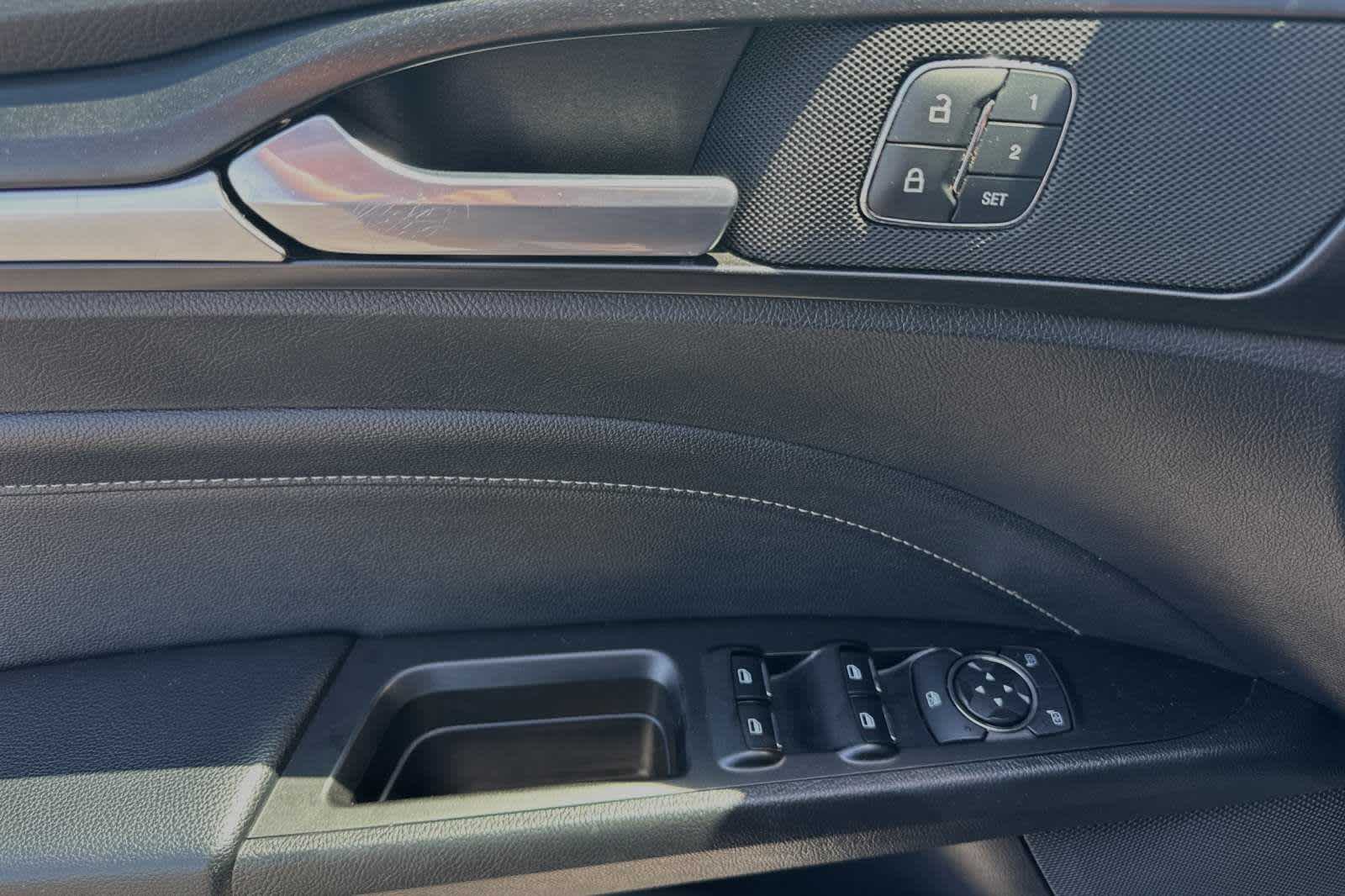 2019 Ford Fusion Titanium 12