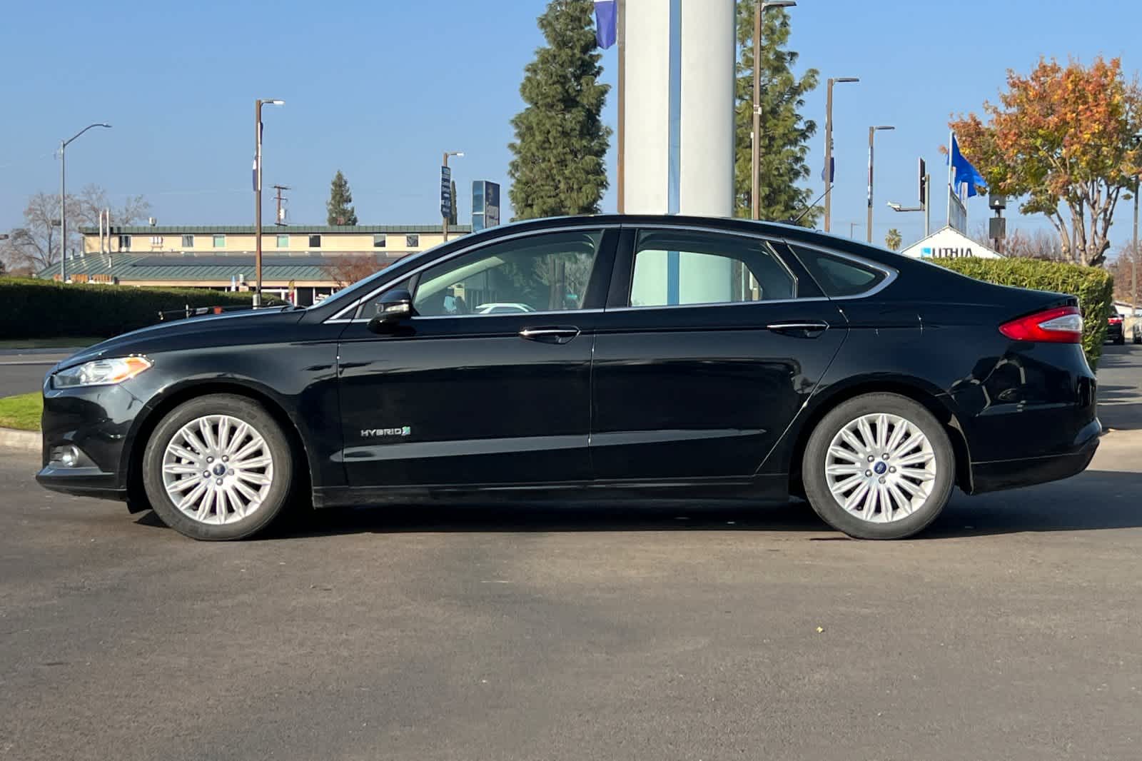 2016 Ford Fusion SE Hybrid 5