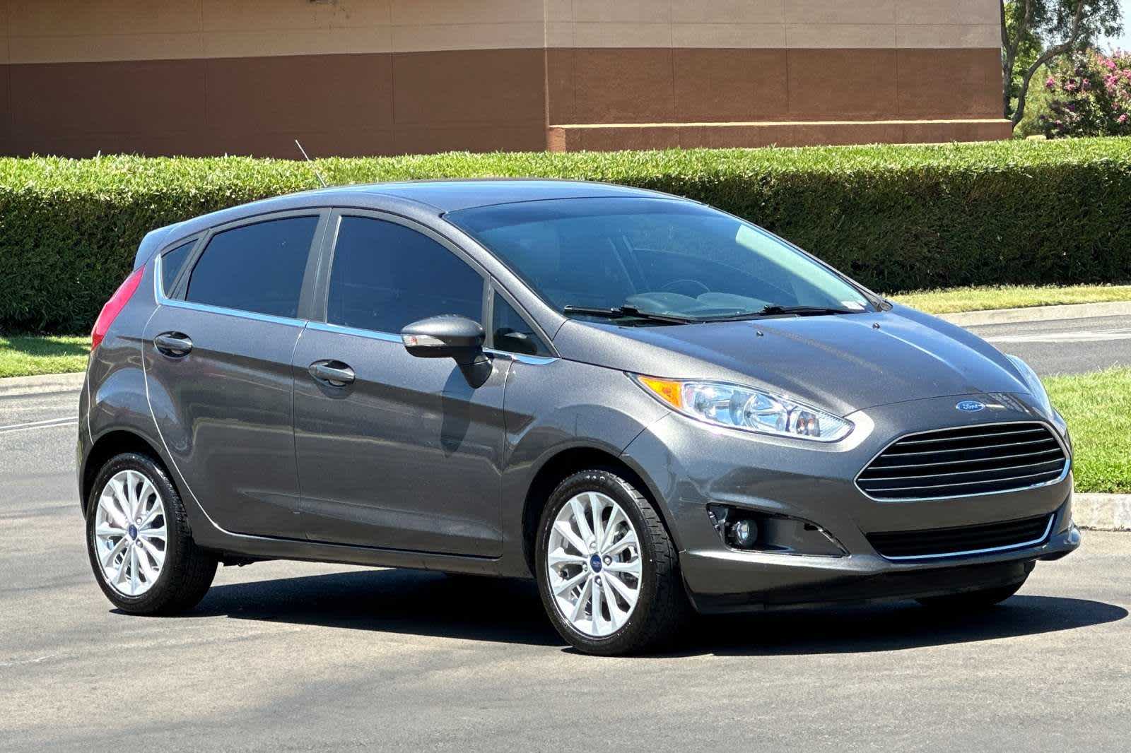 2017 Ford Fiesta Titanium 9