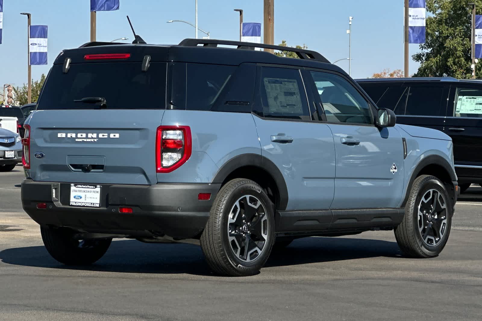 2024 Ford Bronco Sport Outer Banks 2