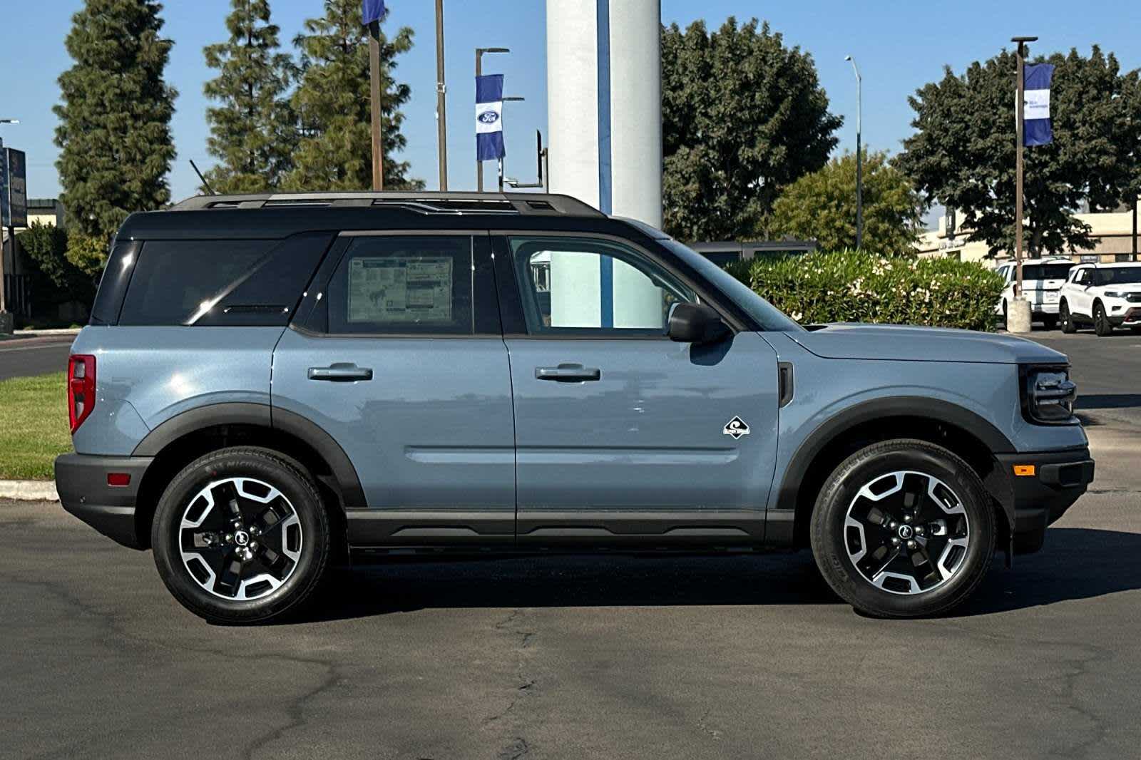 2024 Ford Bronco Sport Outer Banks 8