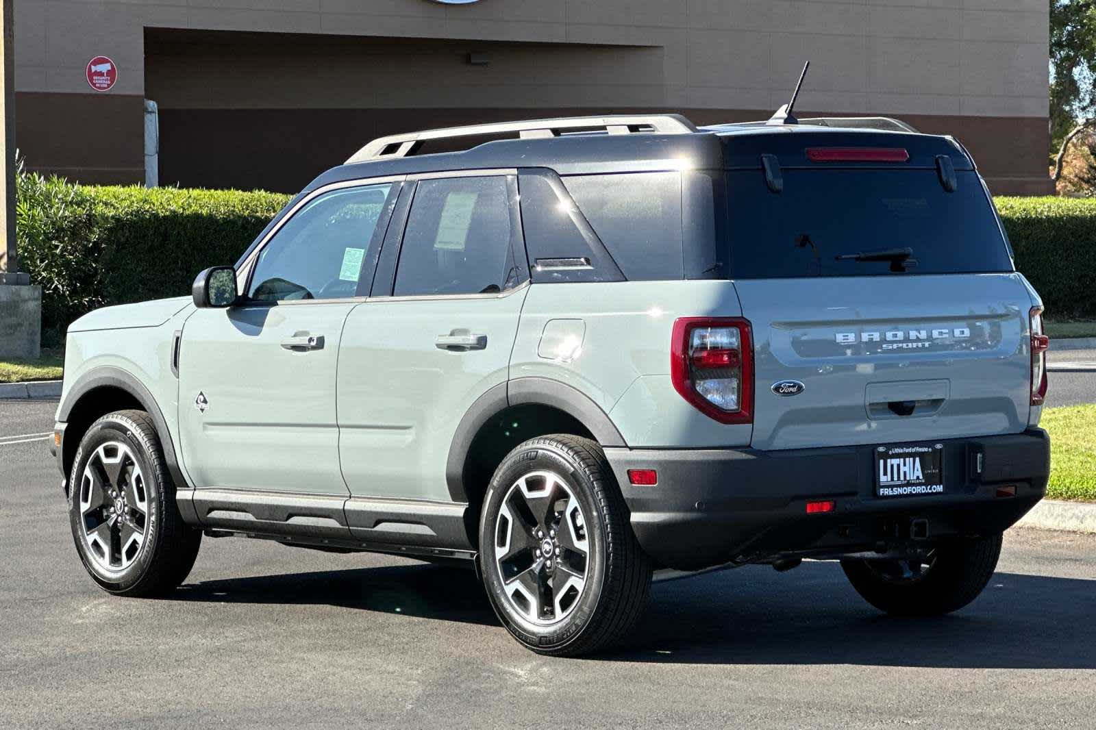 2024 Ford Bronco Sport Outer Banks 6