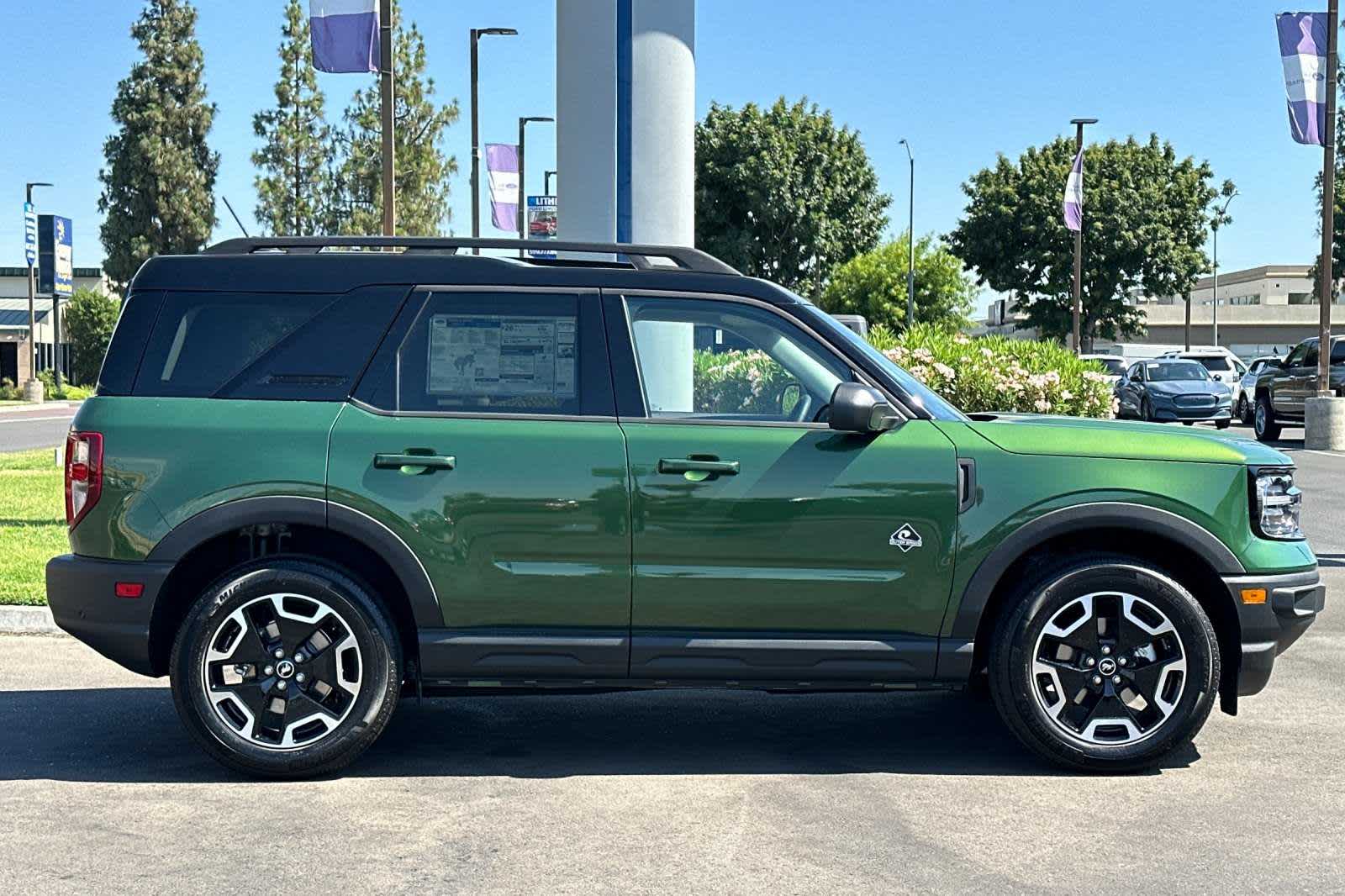 2024 Ford Bronco Sport Outer Banks 8