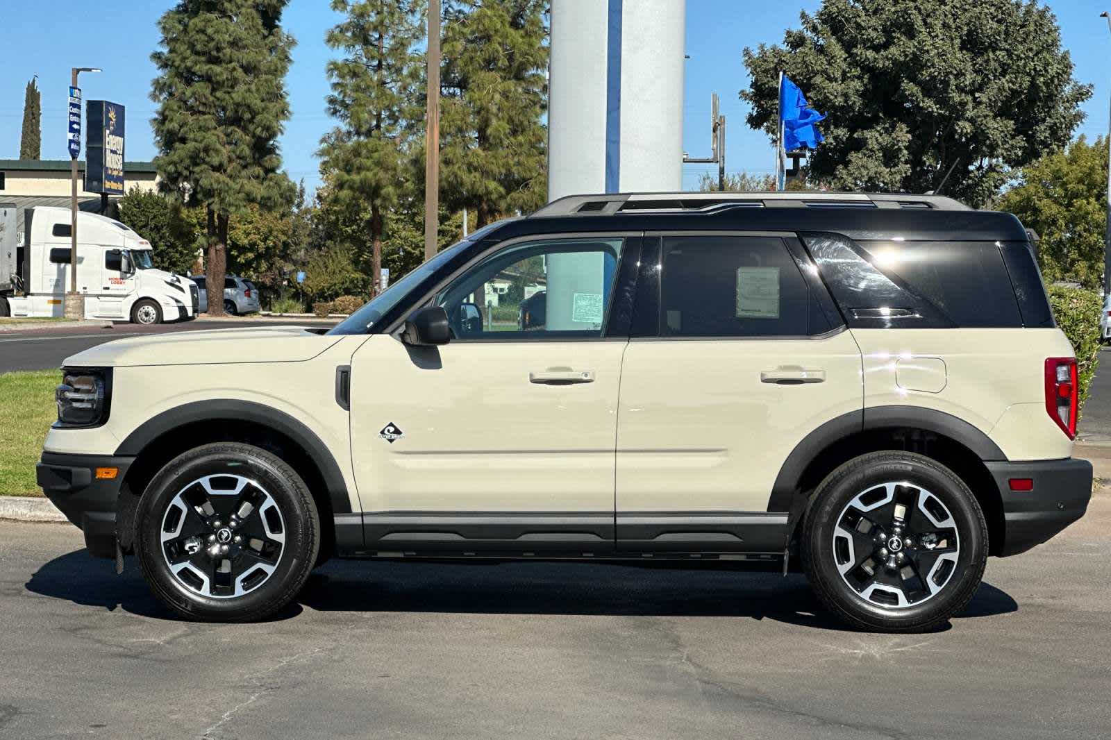 2024 Ford Bronco Sport Outer Banks 5