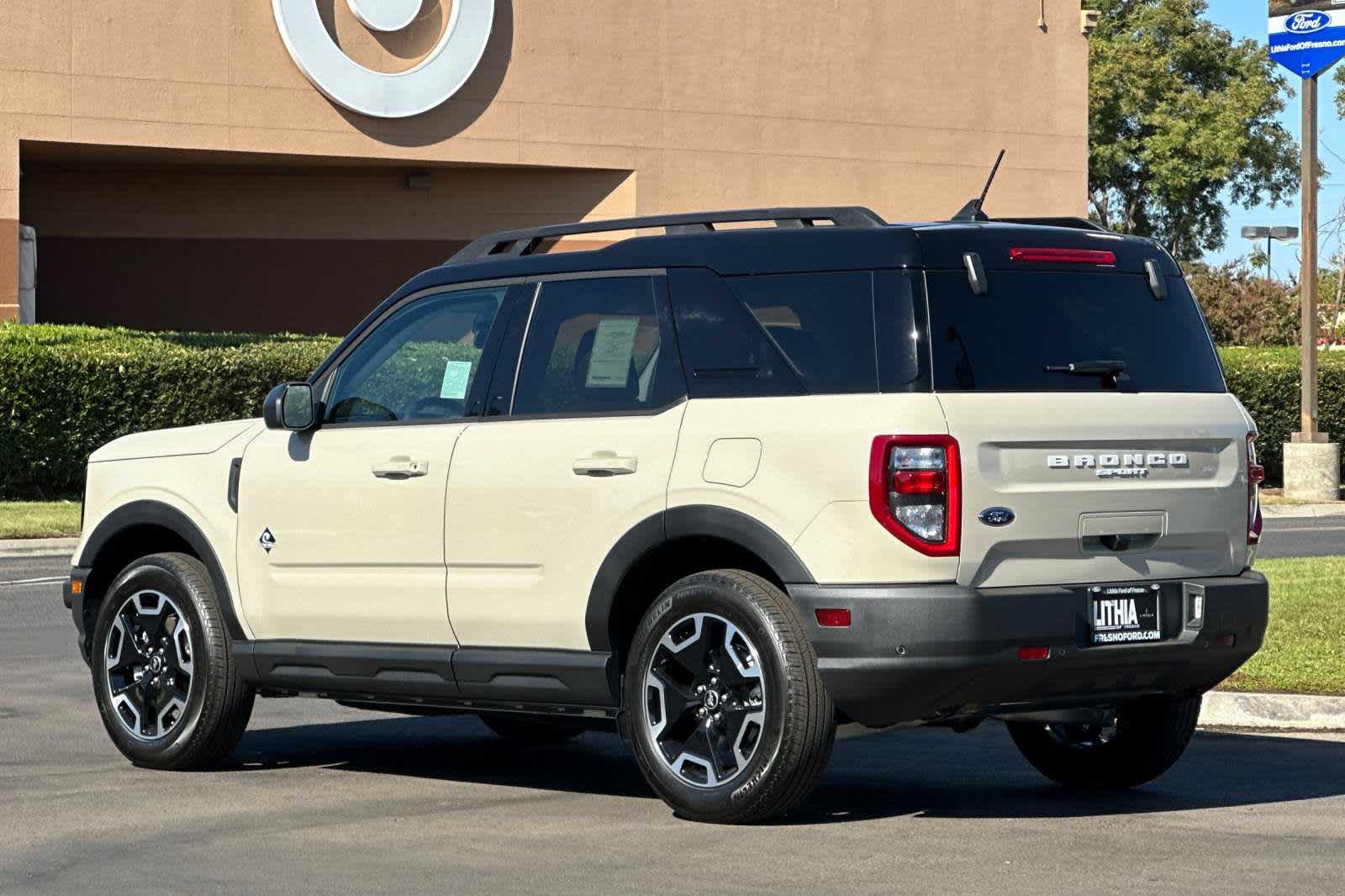 2024 Ford Bronco Sport Outer Banks 6