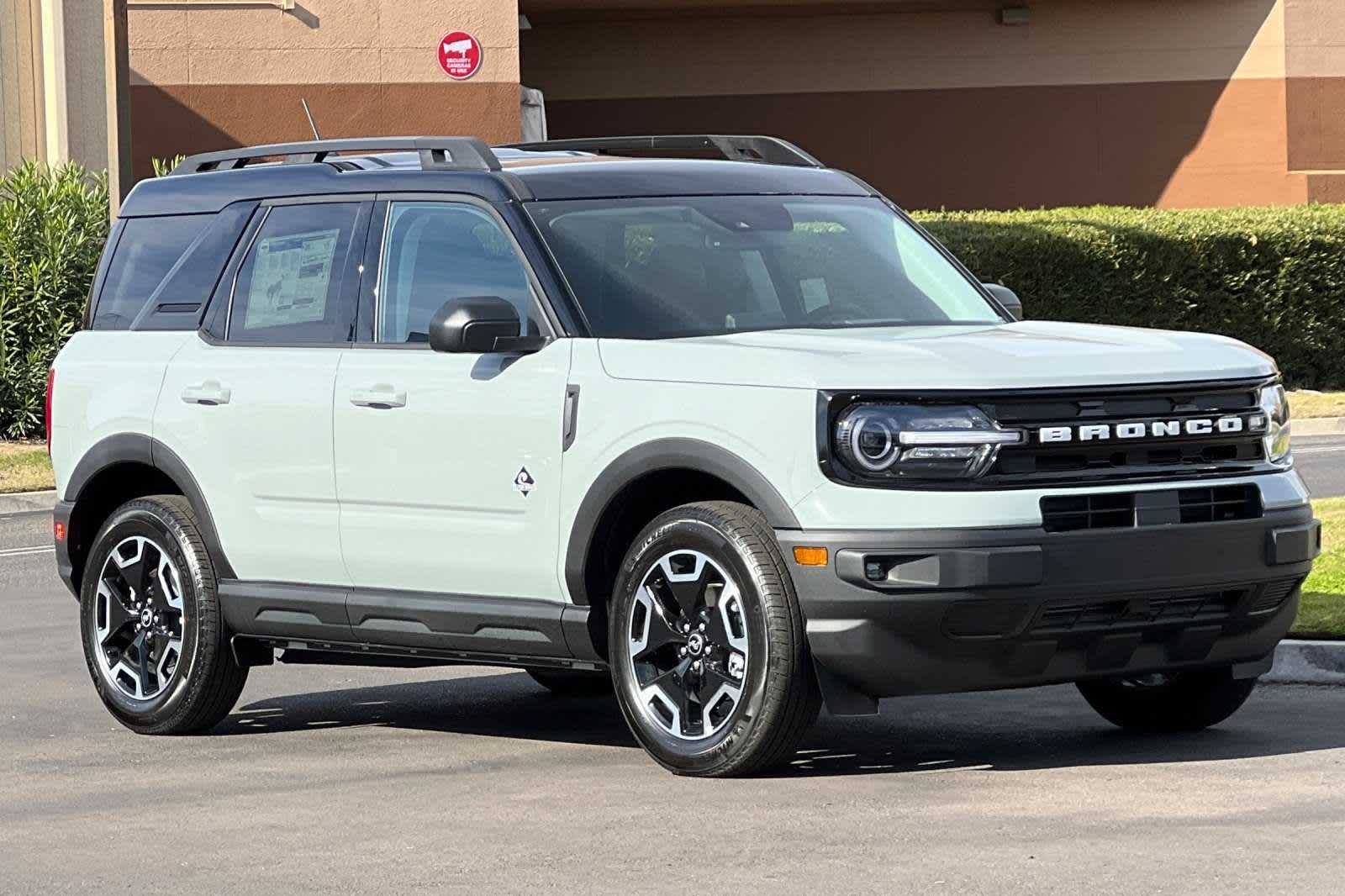 2024 Ford Bronco Sport Outer Banks 10