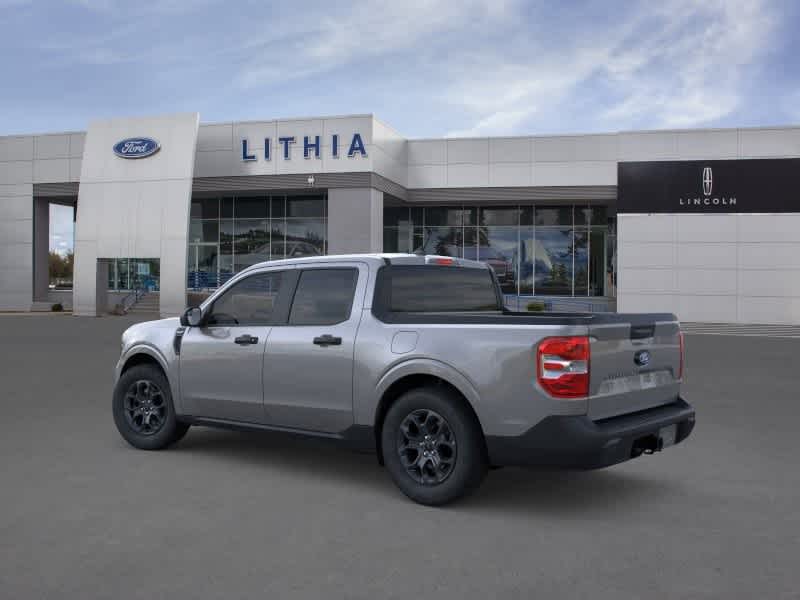 View vehicle photo 4