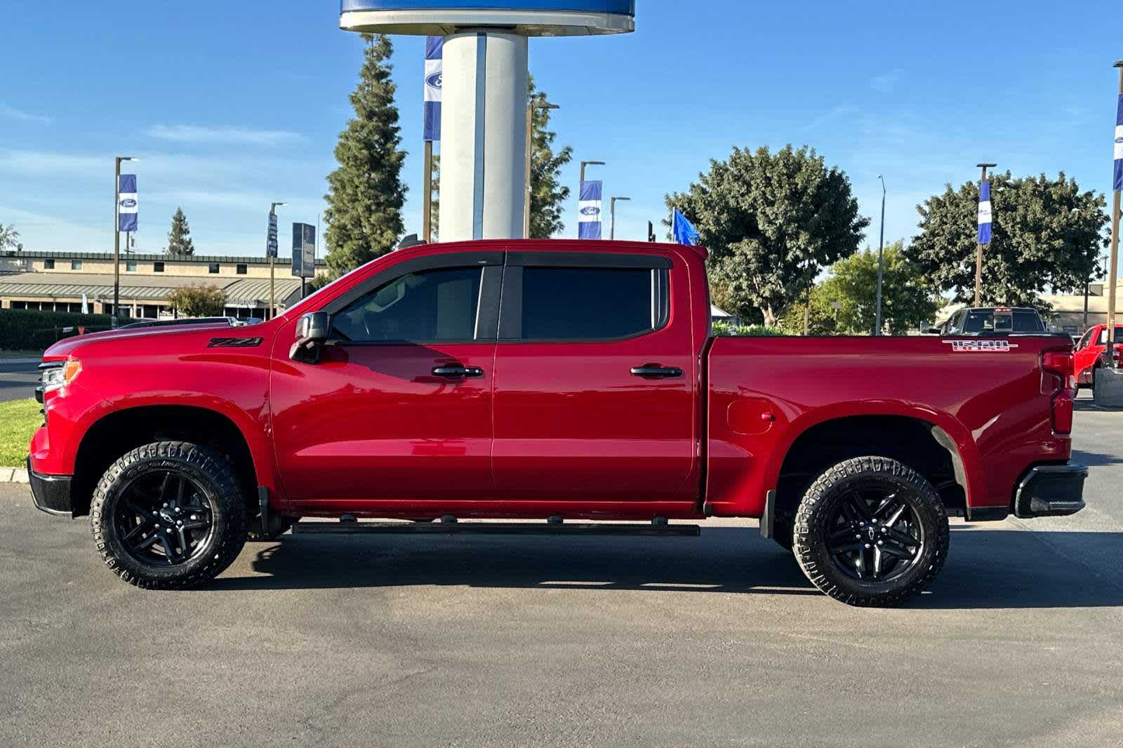 2022 Chevrolet Silverado 1500 LT Trail Boss 4WD Crew Cab 147 5