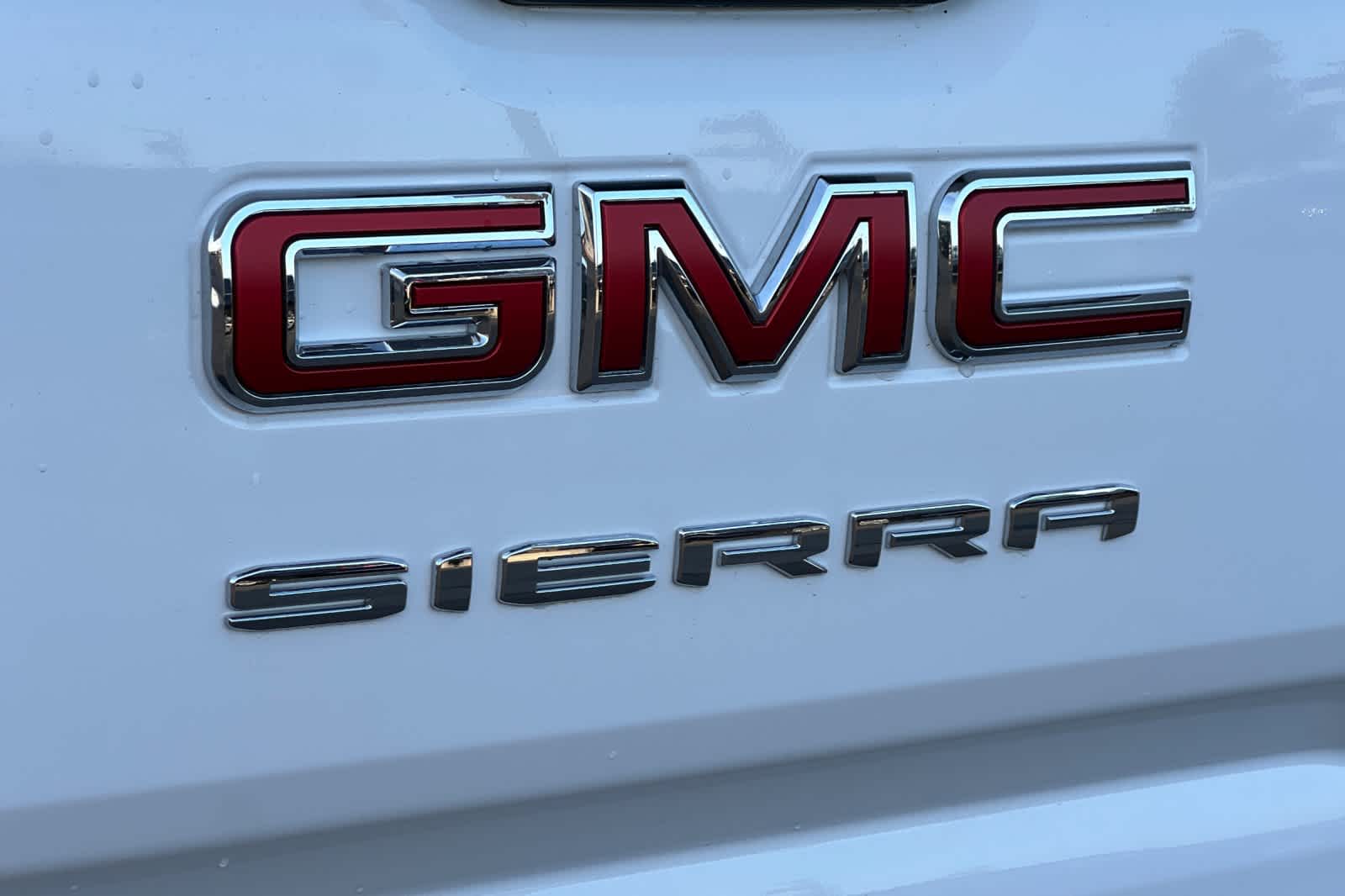 2024 GMC Sierra 1500 Pro 2WD Reg Cab 126 26