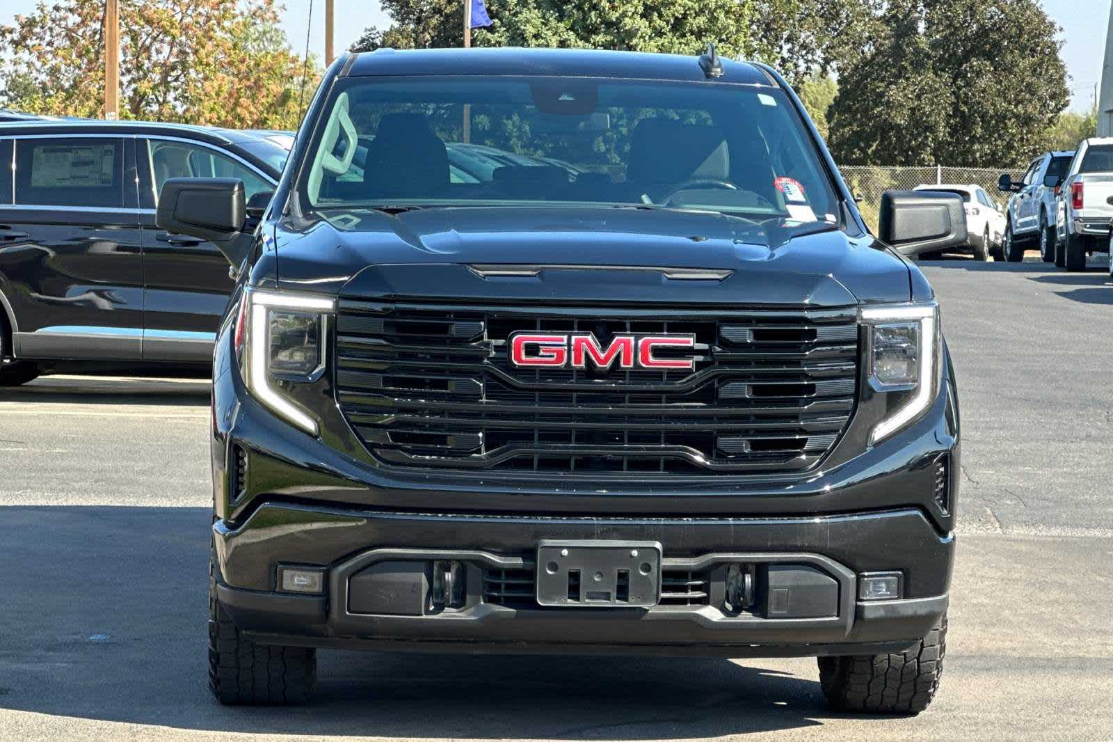 2022 GMC Sierra 1500 Elevation 4WD Crew Cab 147 11