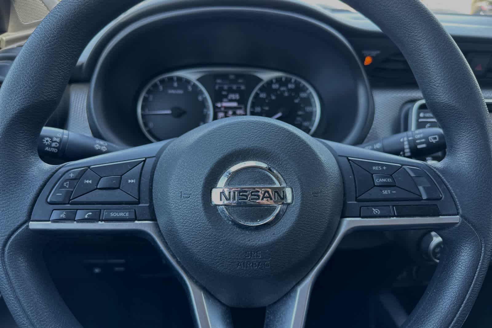 2020 Nissan Kicks S 23