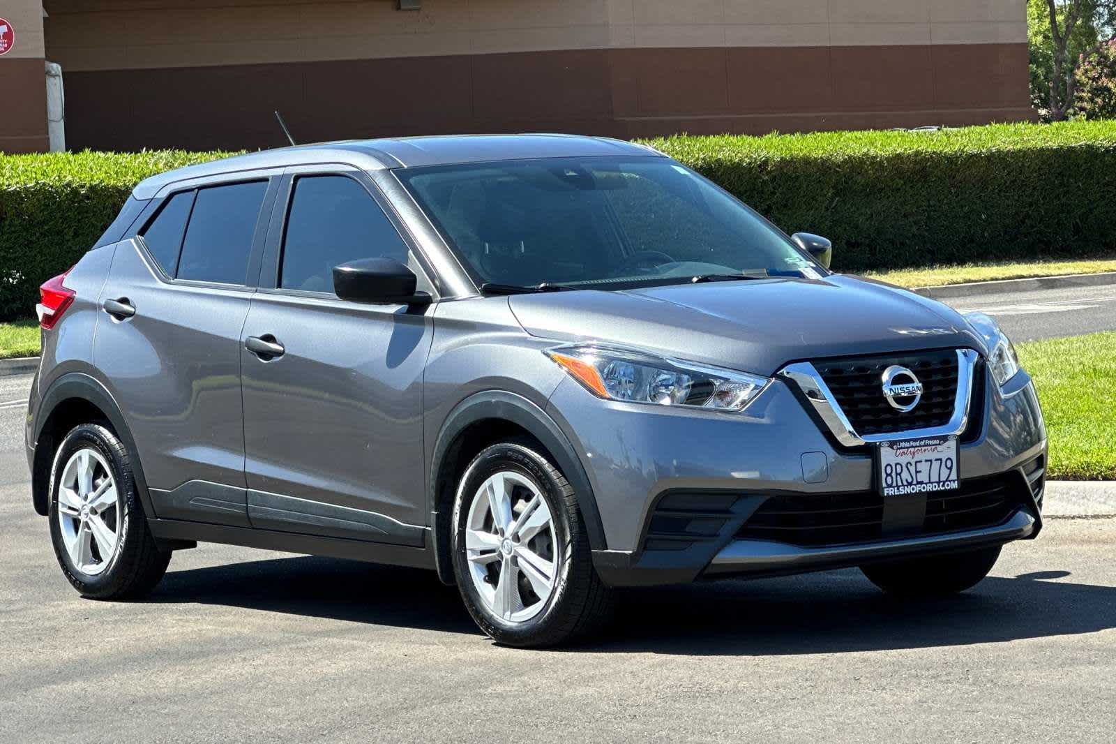 2020 Nissan Kicks S 9