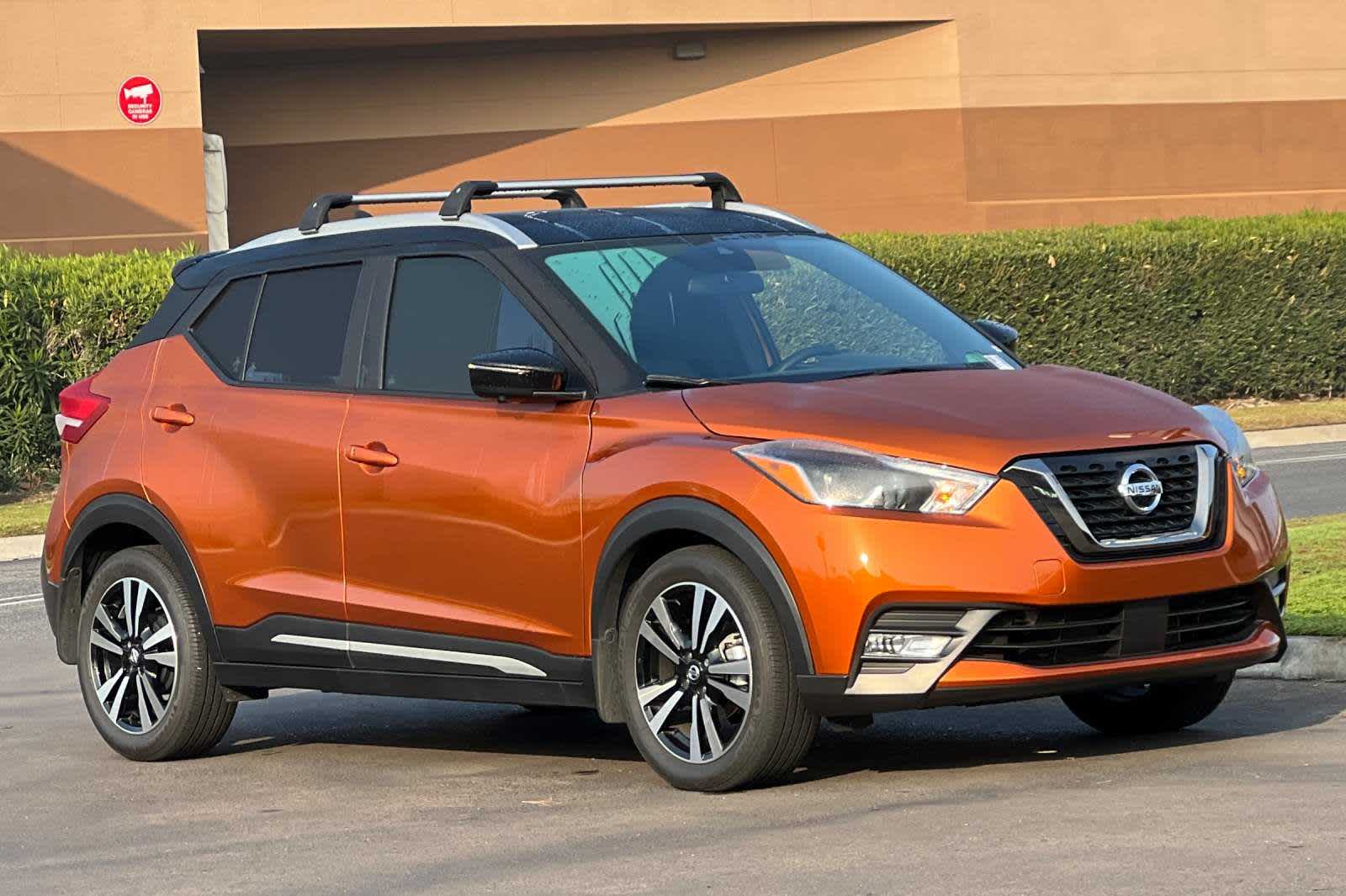 2020 Nissan Kicks SR 9