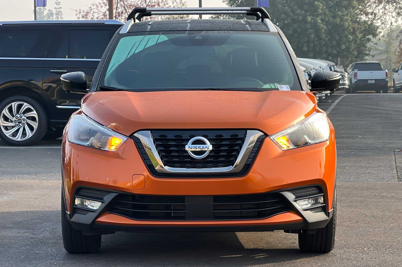 2020 Nissan Kicks SR 10