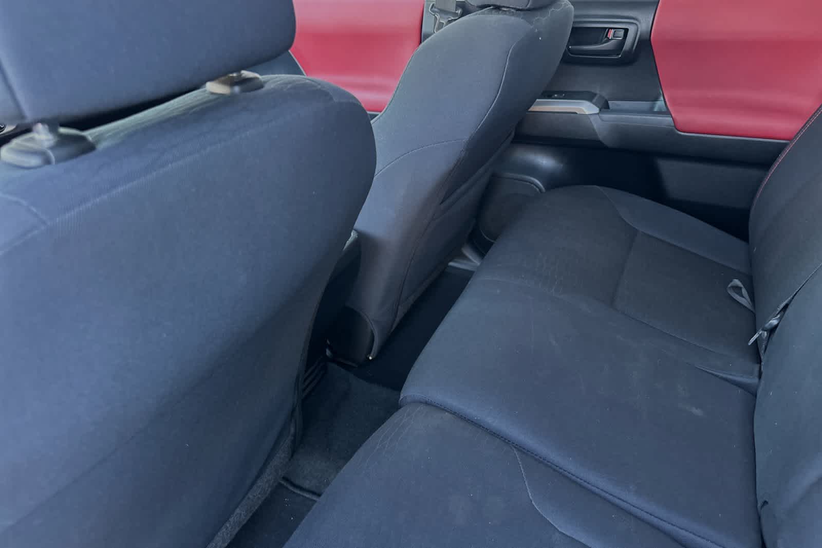 2018 Toyota Tacoma SR5 Double Cab 5 Bed V6 4x2 AT 4