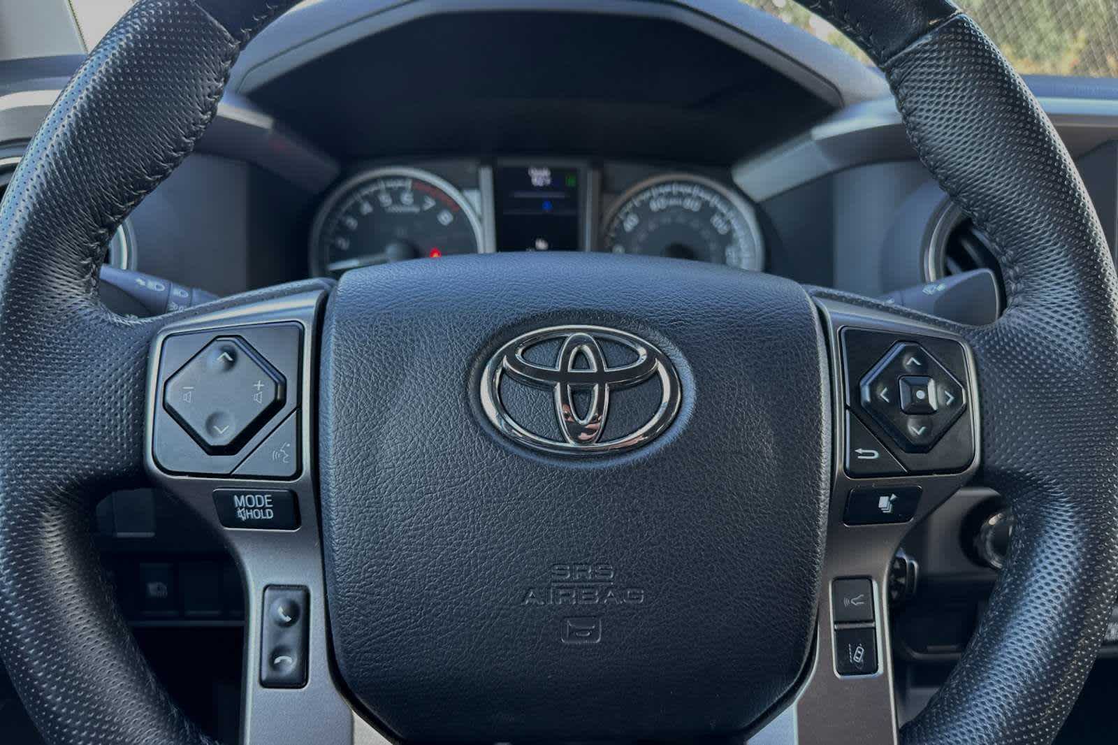 2022 Toyota Tacoma SR5 Double Cab 5 Bed V6 AT 21