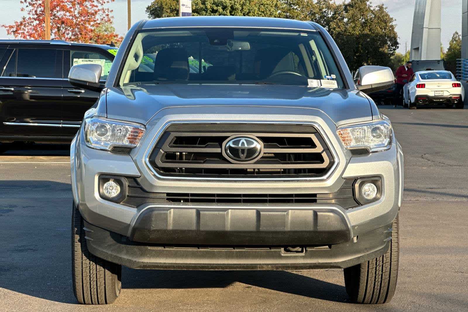 2022 Toyota Tacoma SR5 Double Cab 5 Bed V6 AT 10