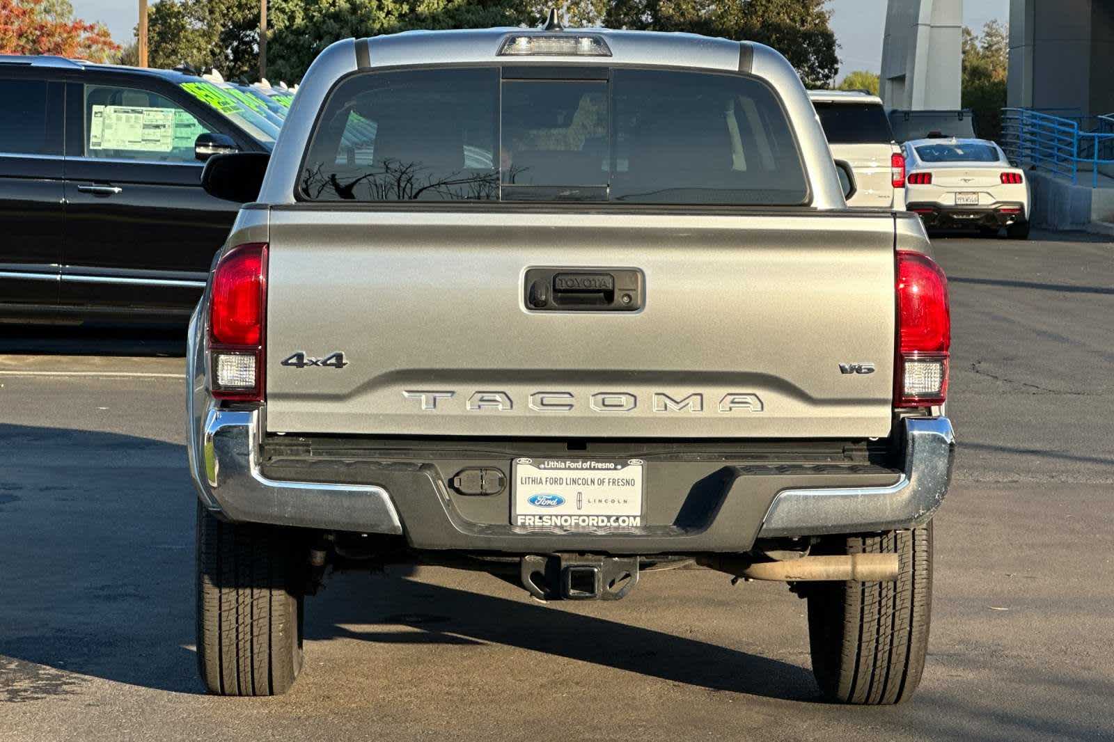 2022 Toyota Tacoma SR5 Double Cab 5 Bed V6 AT 7