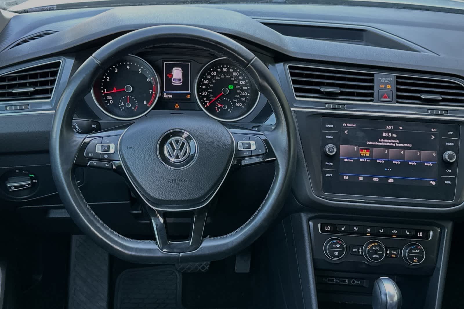2019 Volkswagen Tiguan SE 14