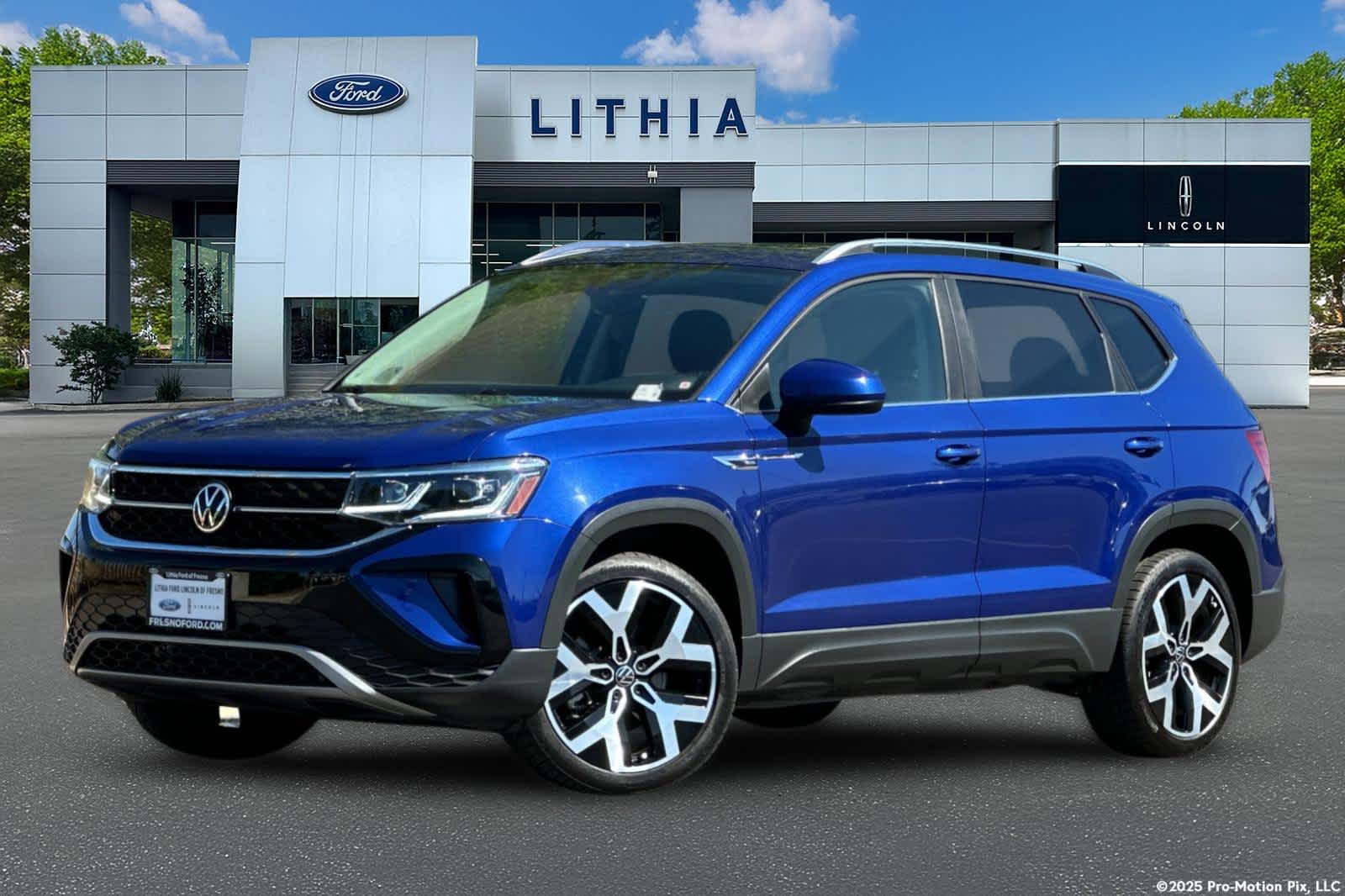 Dusk Blue Metallic 2022 Volkswagen Taos SEL 4Motion SUV / Crossover All-Wheel Drive 7-Speed Automatic