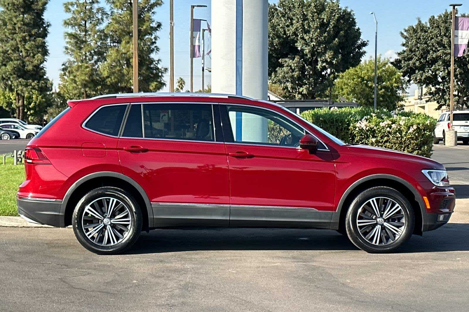 2019 Volkswagen Tiguan SEL 8