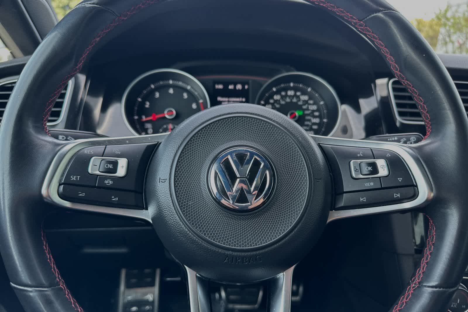 2019 Volkswagen Golf GTI SE 22