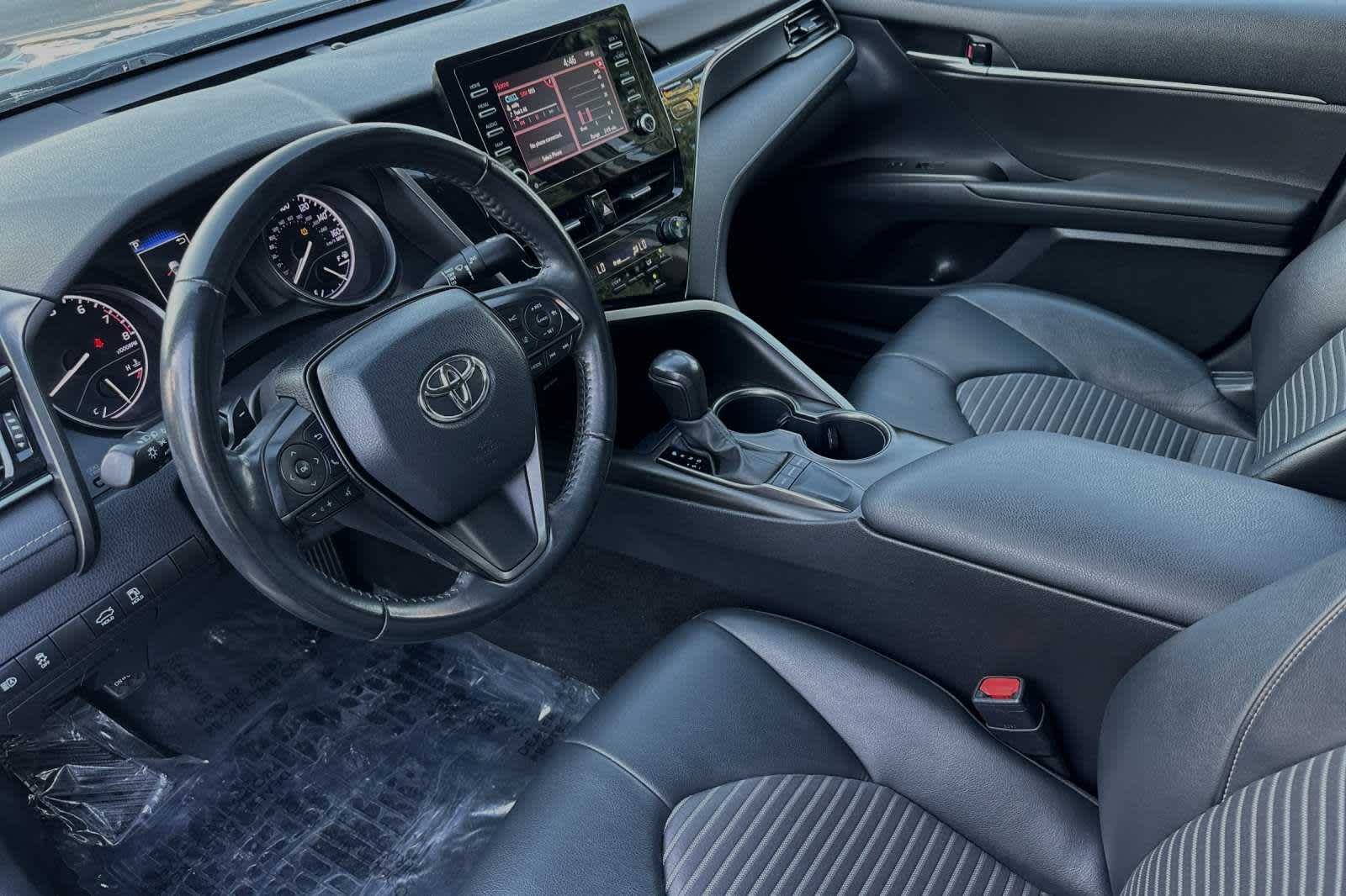 2022 Toyota Camry SE 11