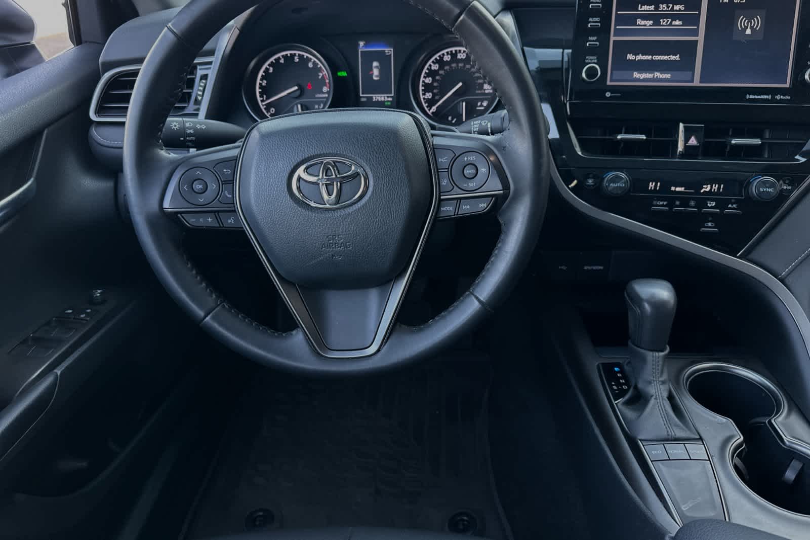 2023 Toyota Camry SE 14