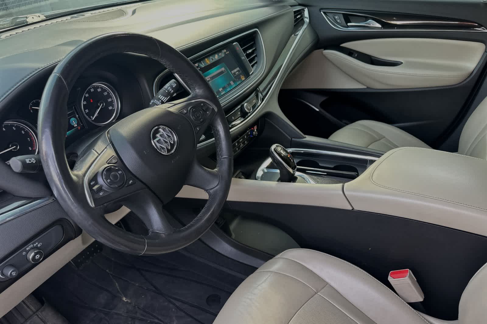 2019 Buick Enclave Essence 11