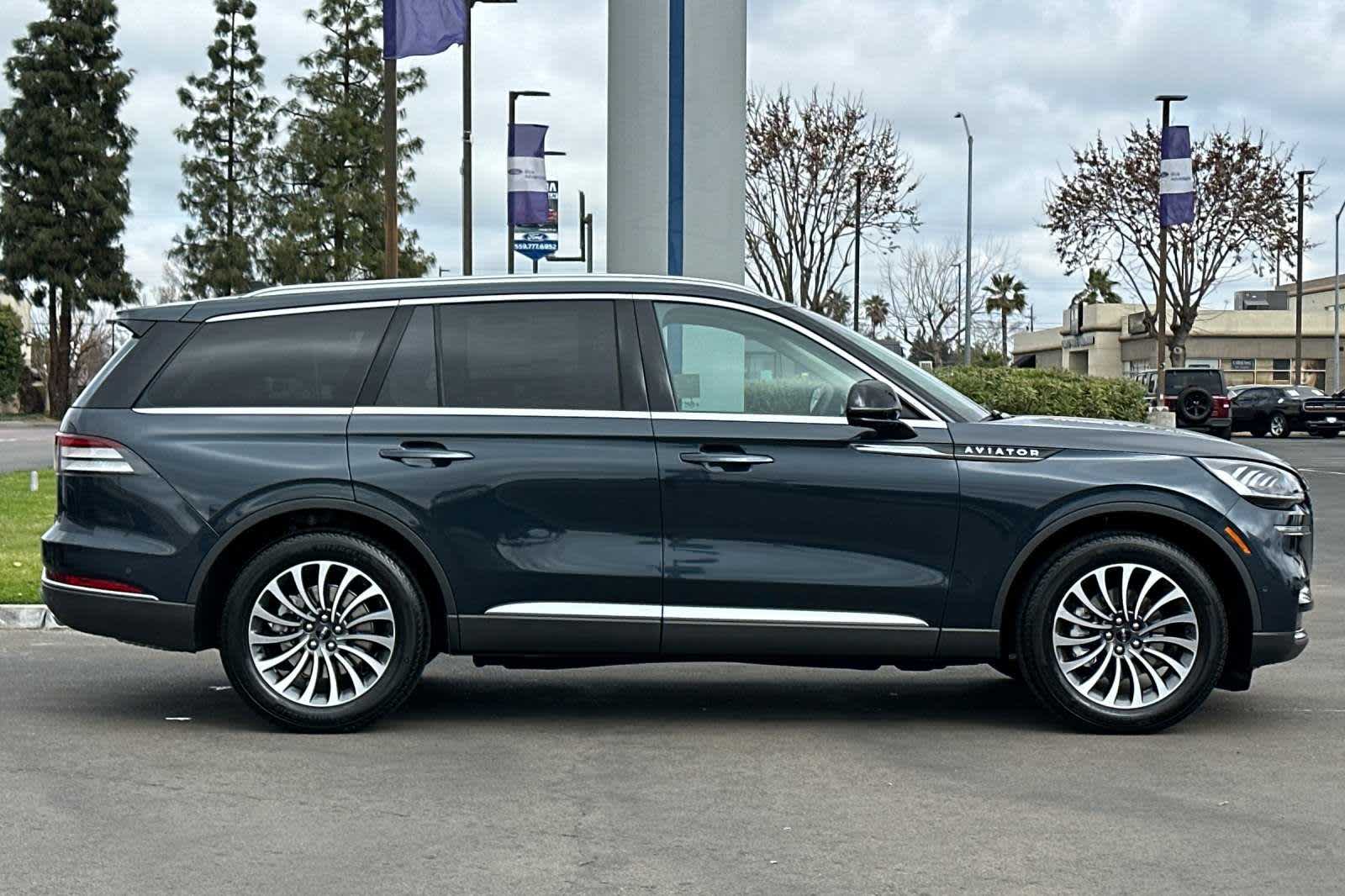 2024 Lincoln Aviator Reserve 8