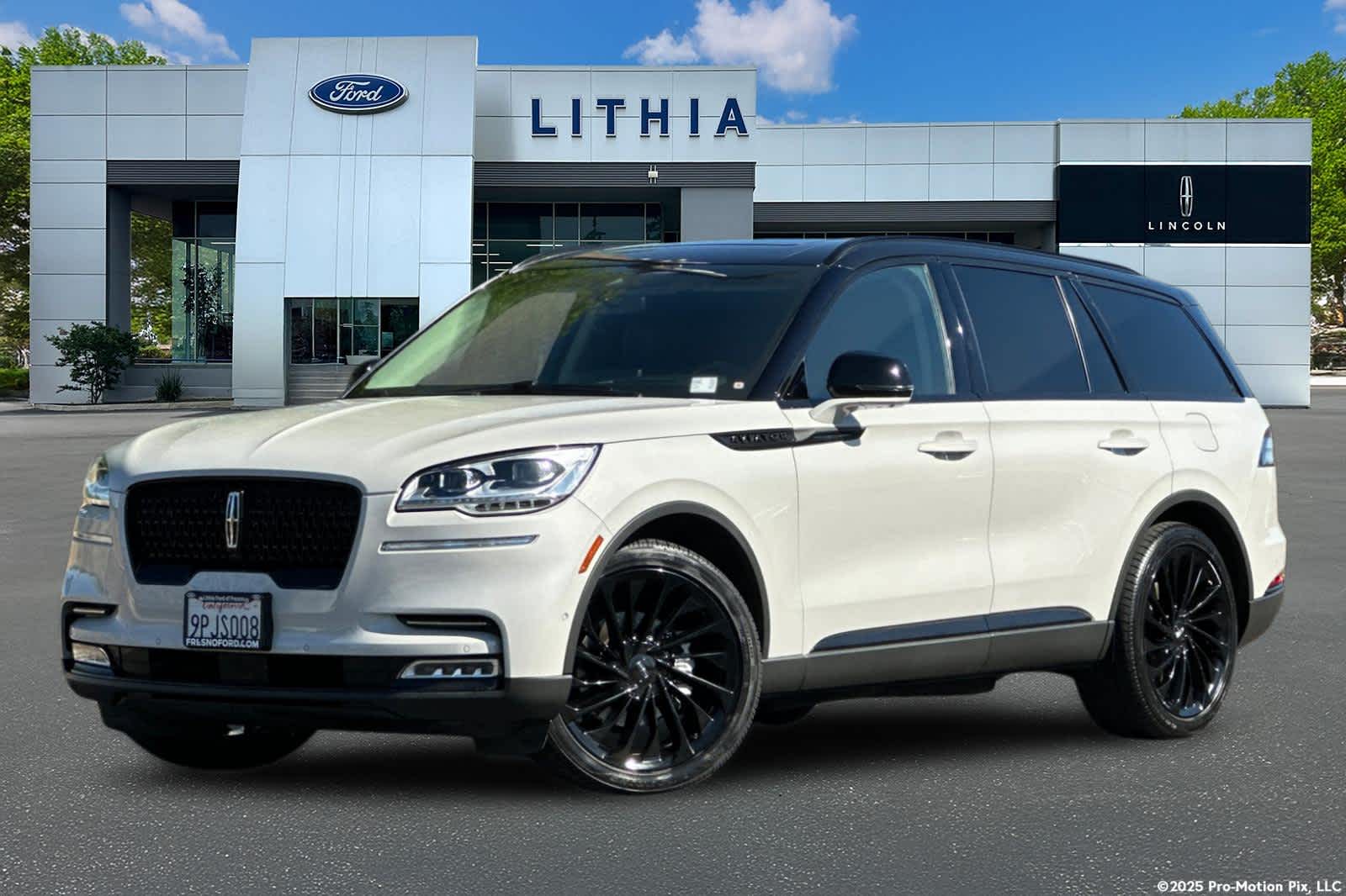 Ceramic Pearl Metallic Tri-Coat 2023 Lincoln Aviator Reserve RWD SUV / Crossover Rear-Wheel Drive Automatic