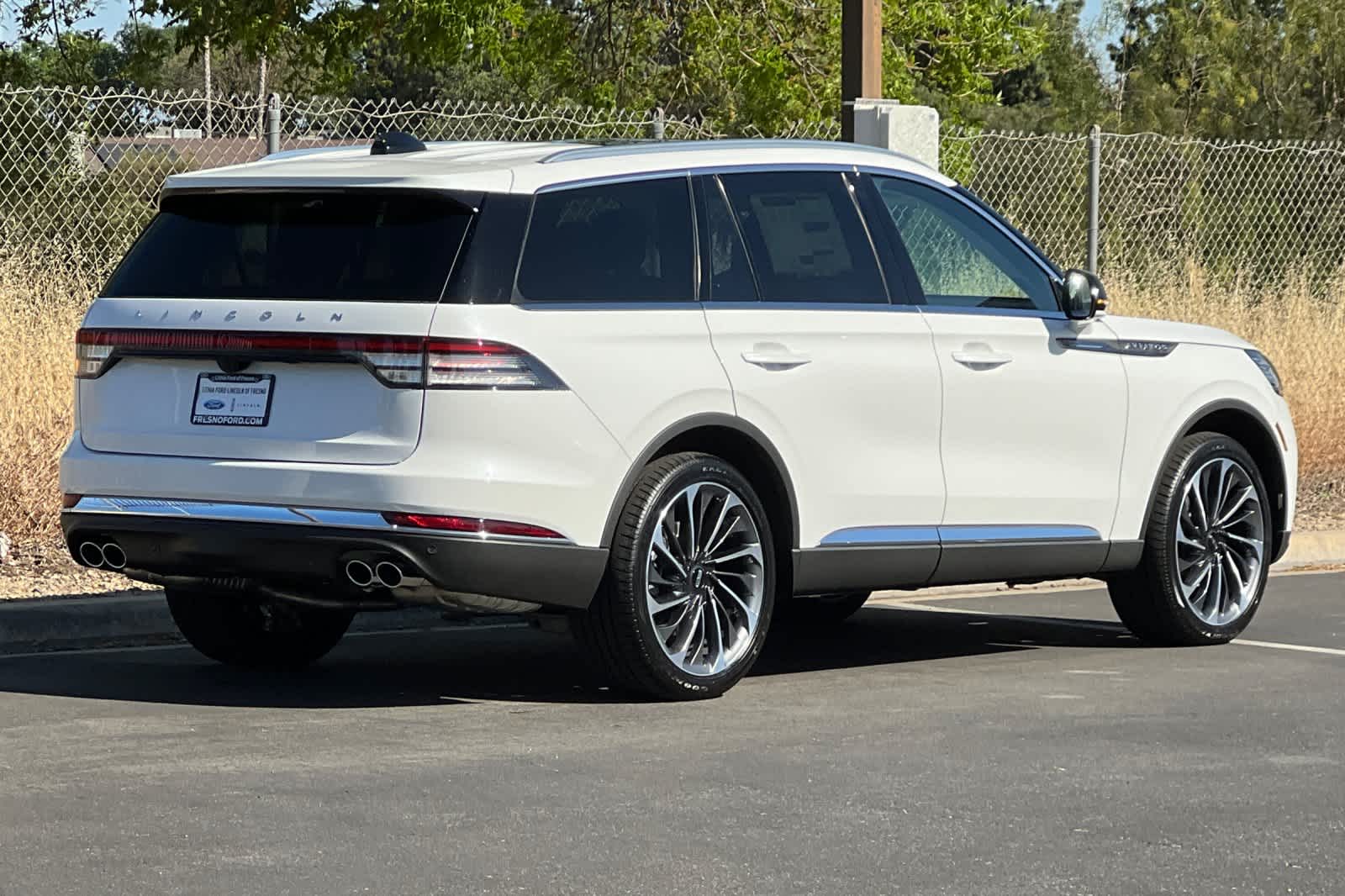 View vehicle photo 2